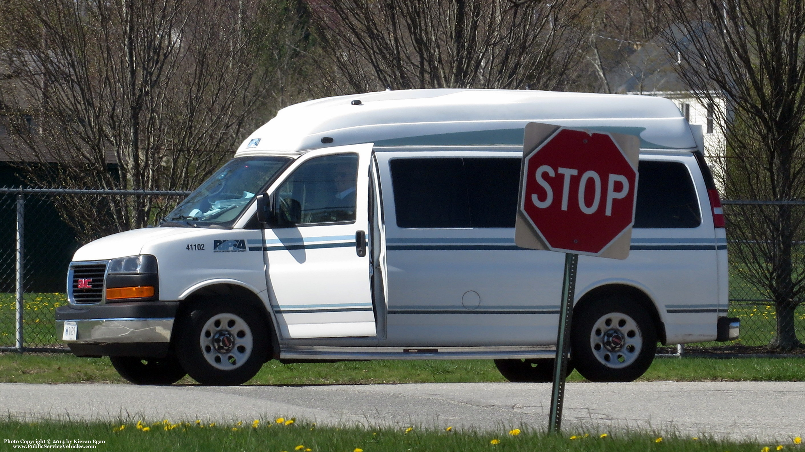 A photo  of Rhode Island Public Transit Authority
            Van 41102, a 2011 GMC Savanna             taken by Kieran Egan