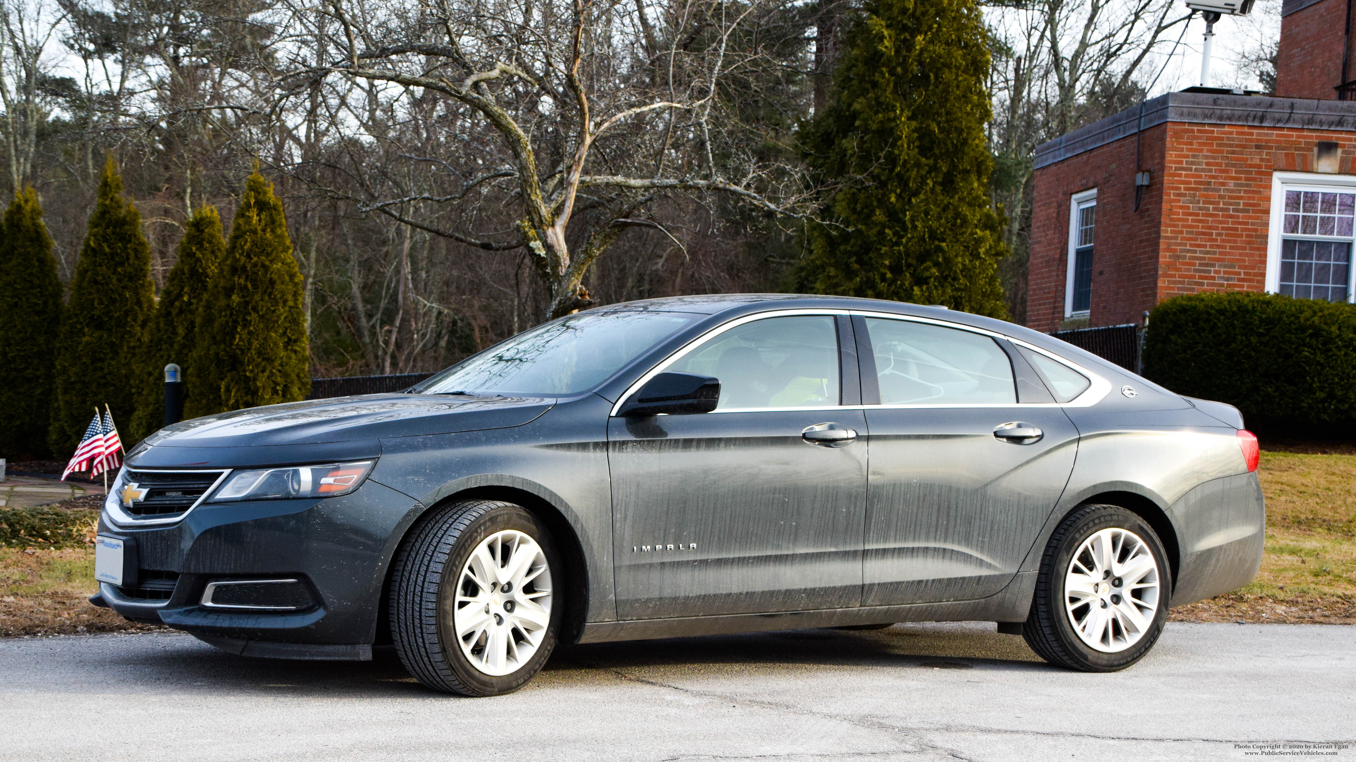 A photo  of Massachusetts State Police
            Unmarked Unit, a 2013-2019 Chevrolet Impala             taken by Kieran Egan