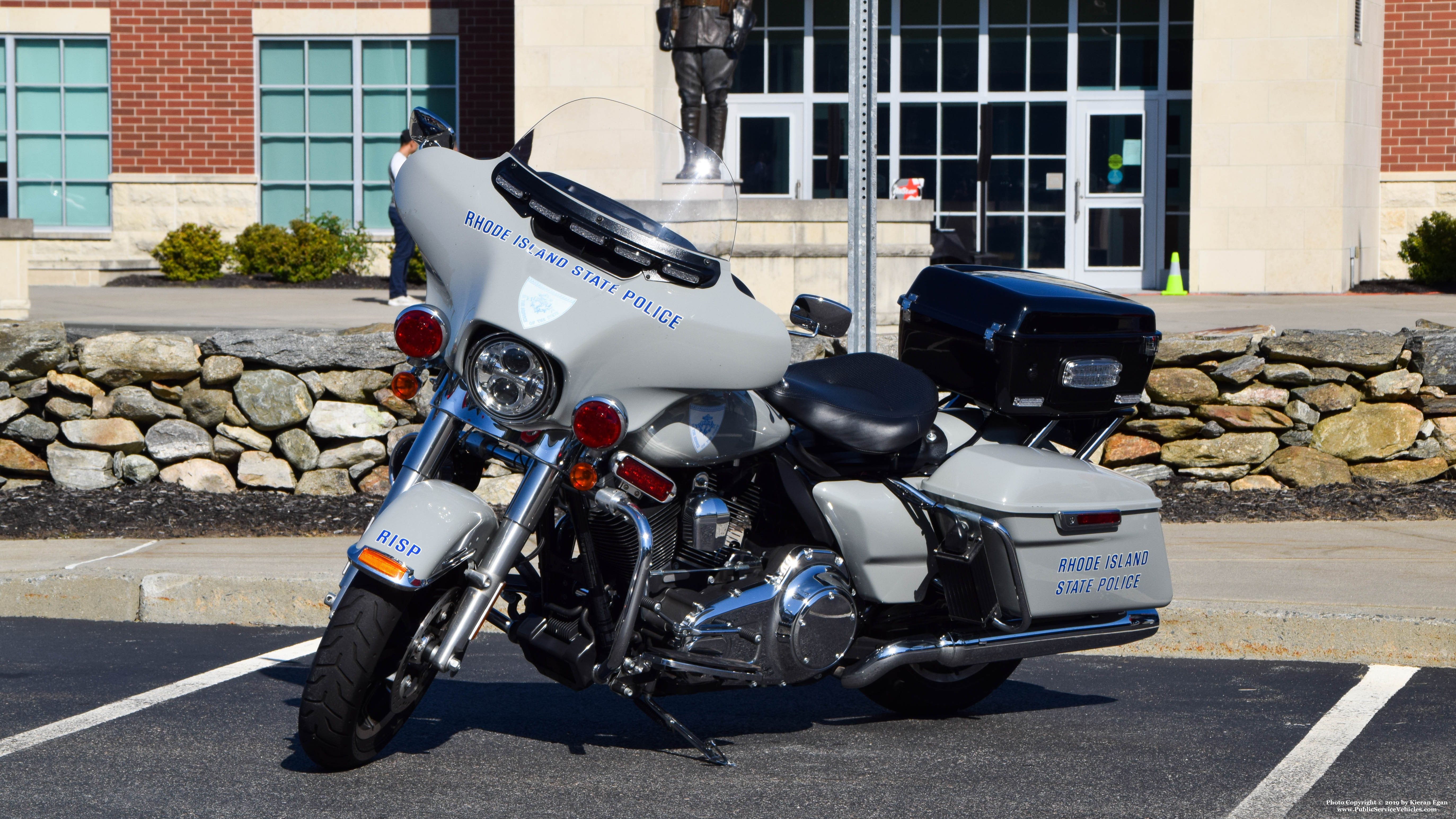 A photo  of Rhode Island State Police
            Motorcycle 7, a 2011-2019 Harley Davidson Electra Glide             taken by Kieran Egan