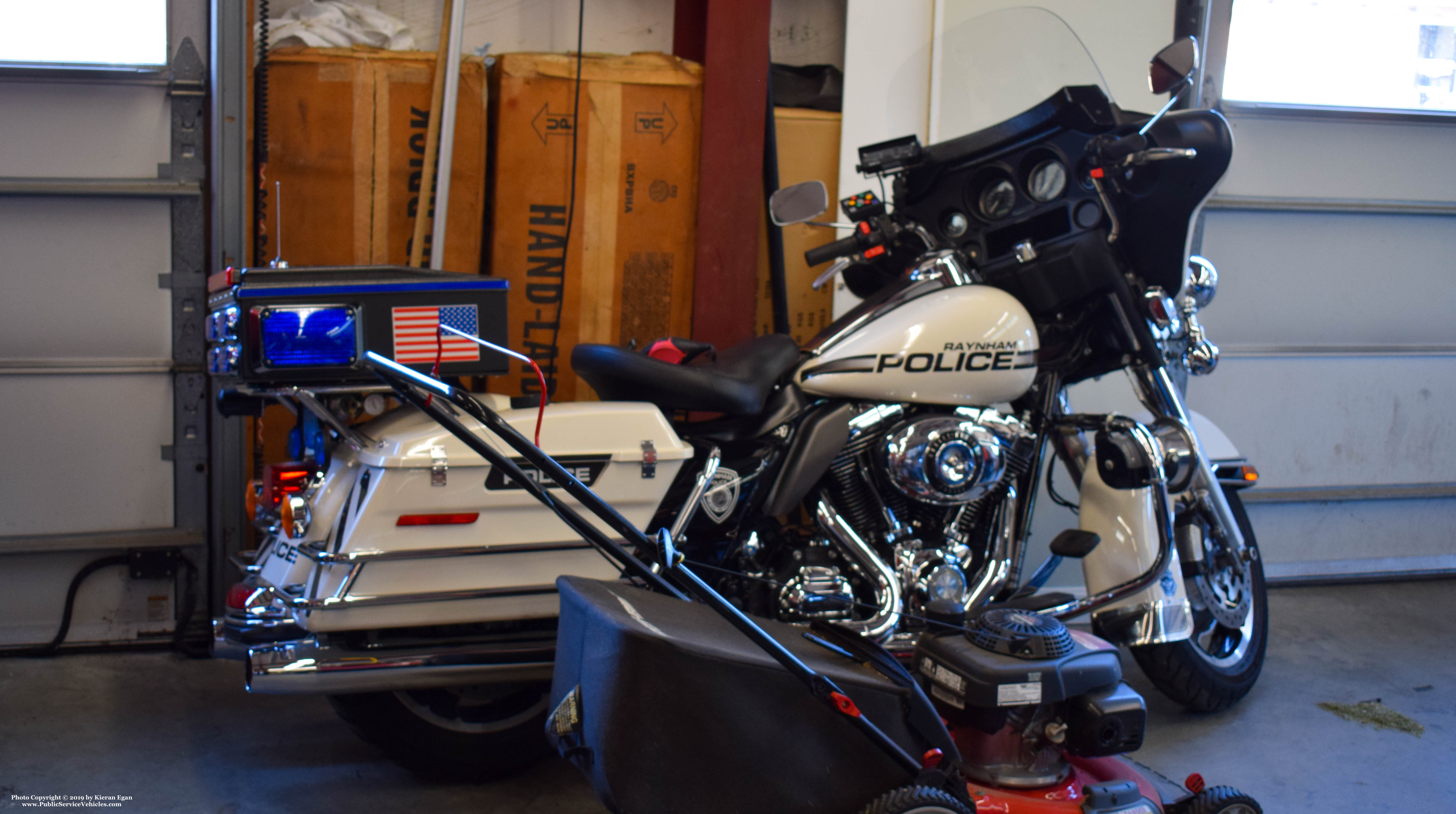 A photo  of Raynham Police
            Motorcycle, a 1990-2010 Harley Davidson Electra Glide             taken by Kieran Egan