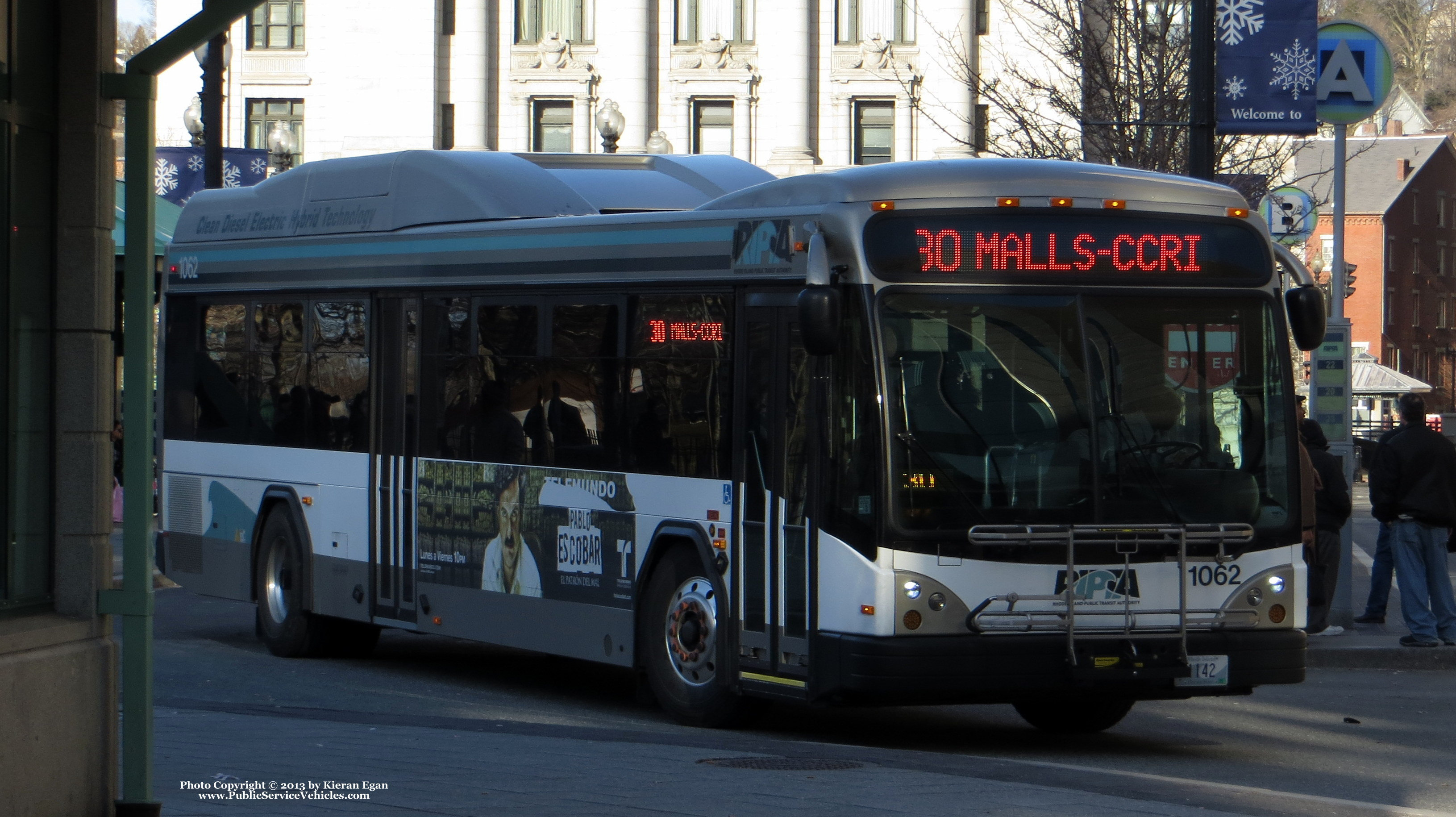 A photo  of Rhode Island Public Transit Authority
            Bus 1062, a 2010 Gillig BRT HEV             taken by Kieran Egan
