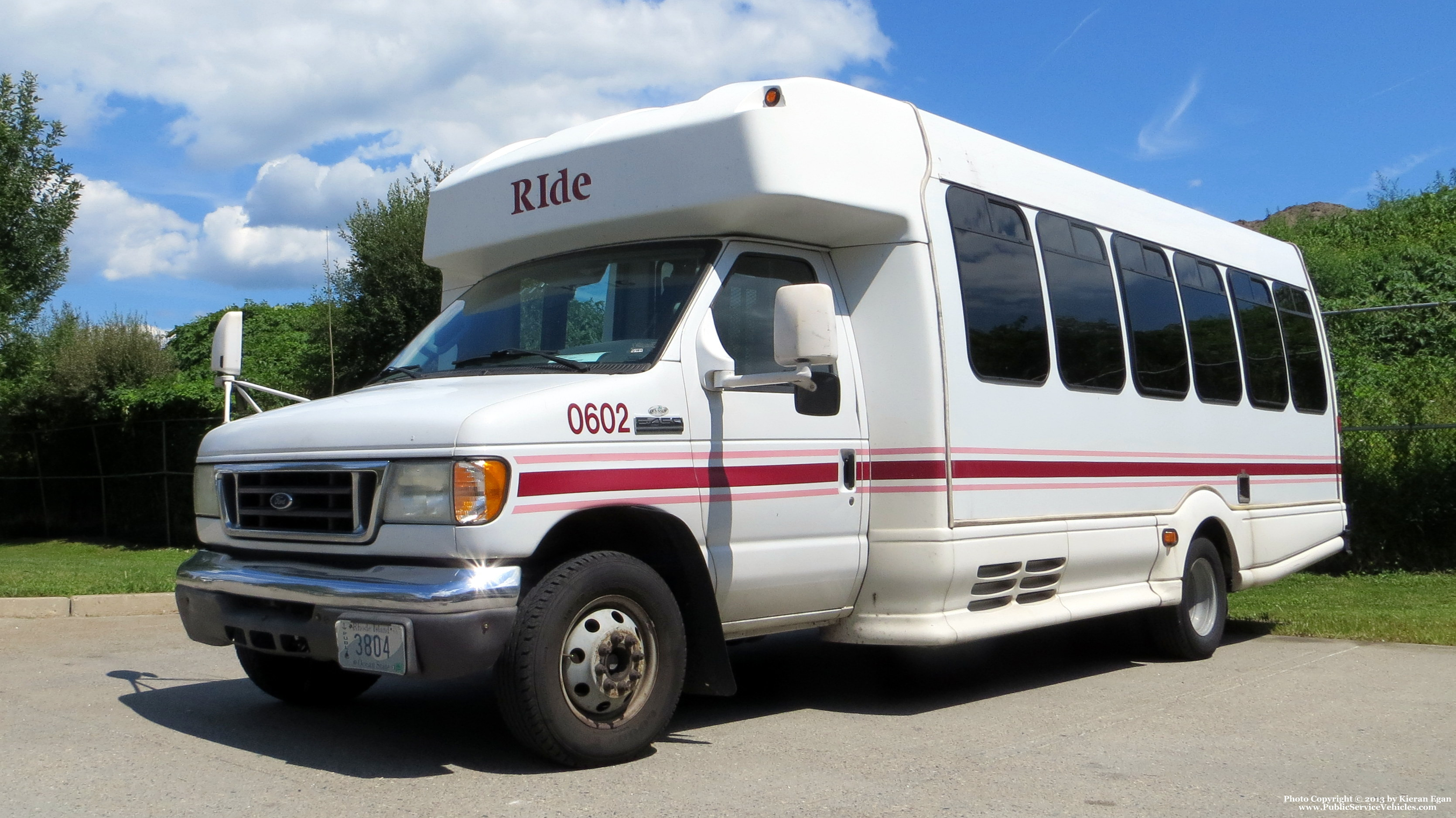 A photo  of Rhode Island Public Transit Authority
            Paratransit Bus 0602, a 2006 Ford E-450 Bus             taken by Kieran Egan