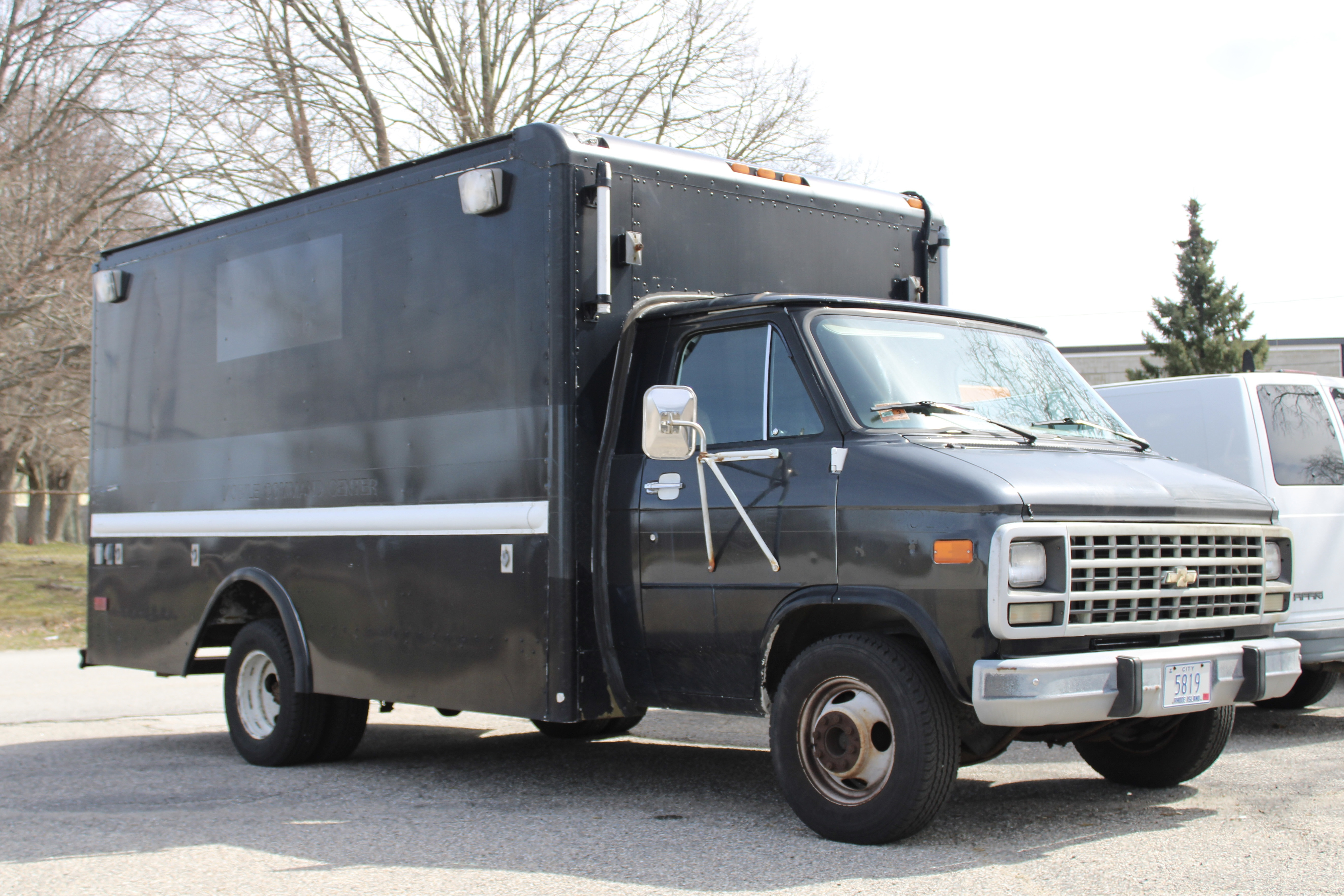 A photo  of Warwick Public Works
            Van 5819, a 1992-1996 Chevrolet Van 30             taken by @riemergencyvehicles