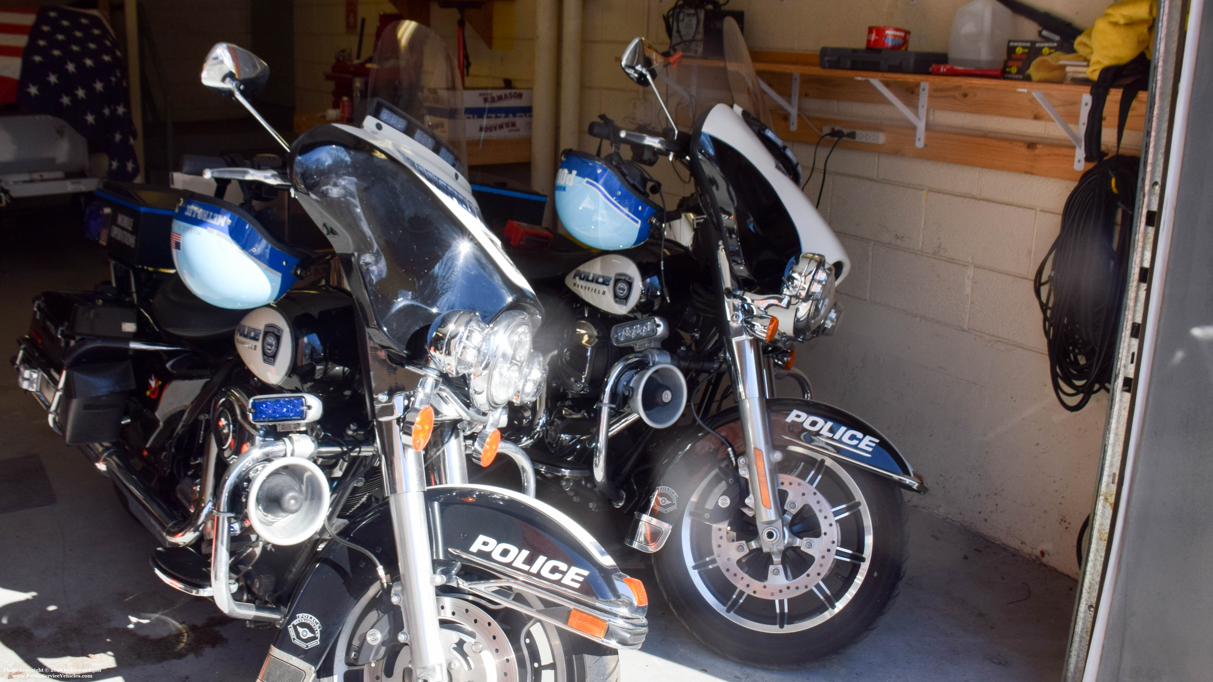 A photo  of Mansfield Police
            M18, a 2014 Harley-Davidson Electra Glide             taken by Kieran Egan