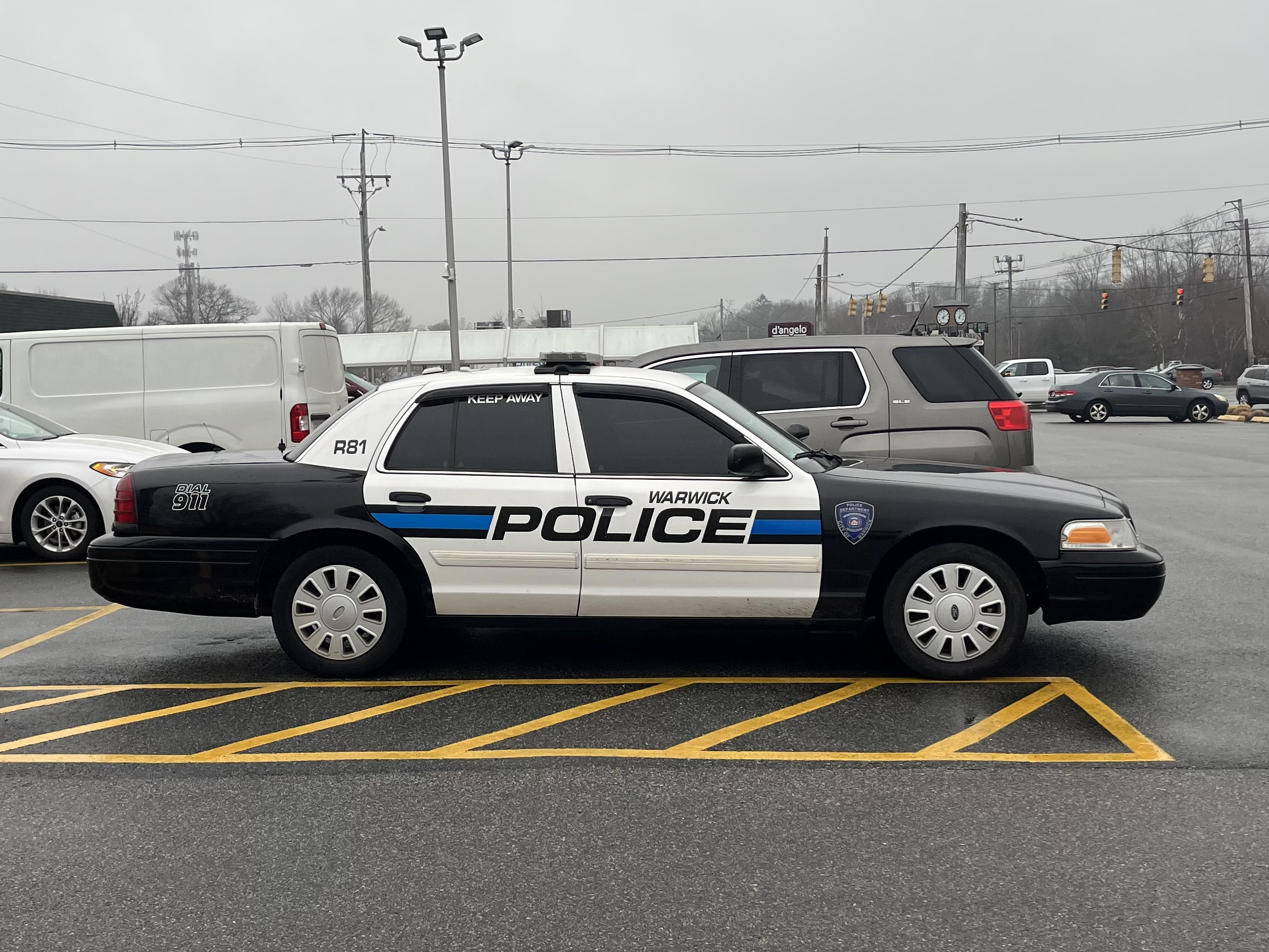 A photo  of Warwick Police
            Cruiser R-81, a 2009-2011 Ford Crown Victoria Police Interceptor             taken by @riemergencyvehicles