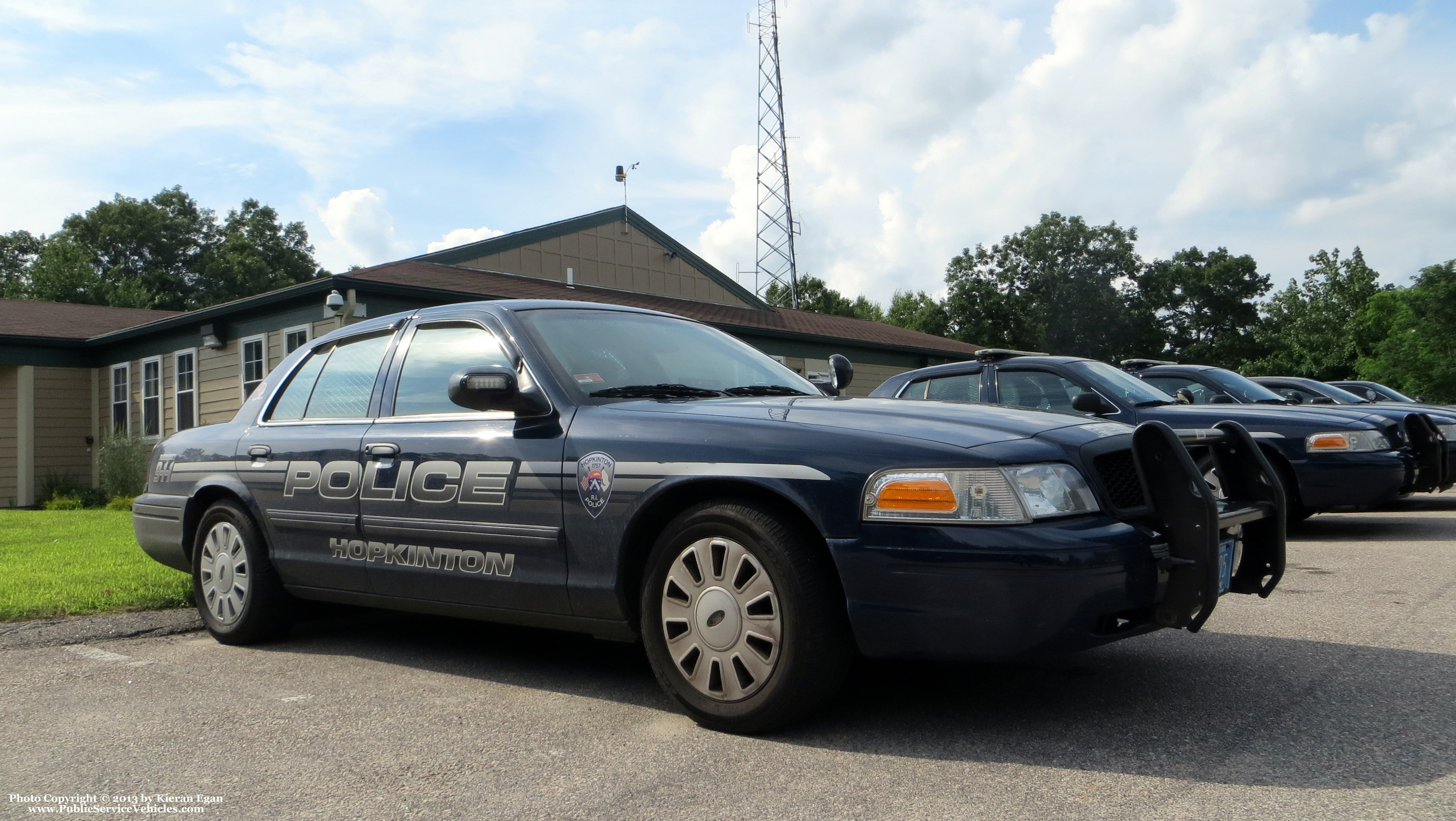 A photo  of Hopkinton Police
            Cruiser 805, a 2009-2011 Ford Crown Victoria Police Interceptor             taken by Kieran Egan