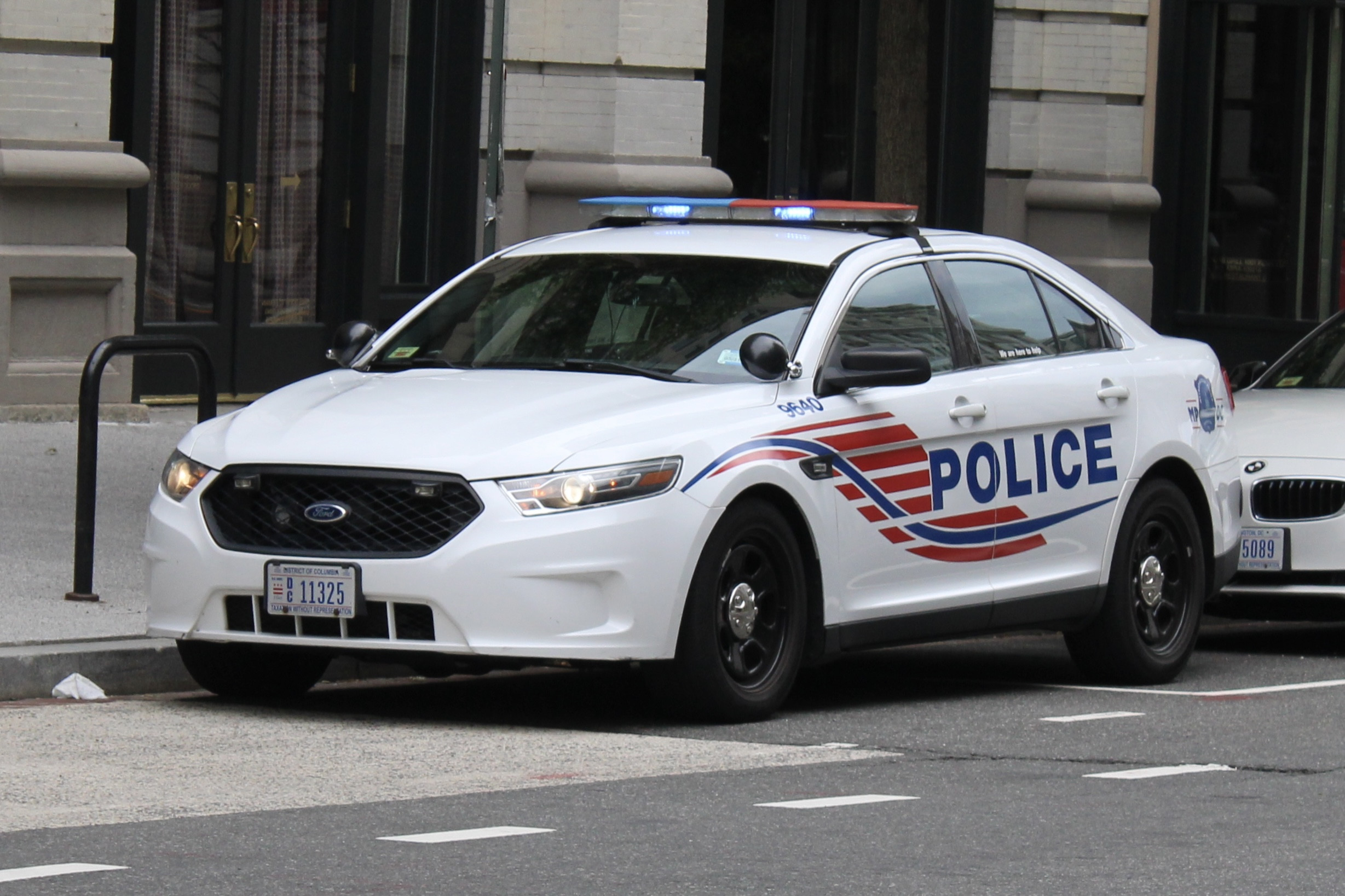 A photo  of Metropolitan Police Department of the District of Columbia
            Cruiser 9640, a 2016 Ford Police Interceptor Sedan             taken by @riemergencyvehicles