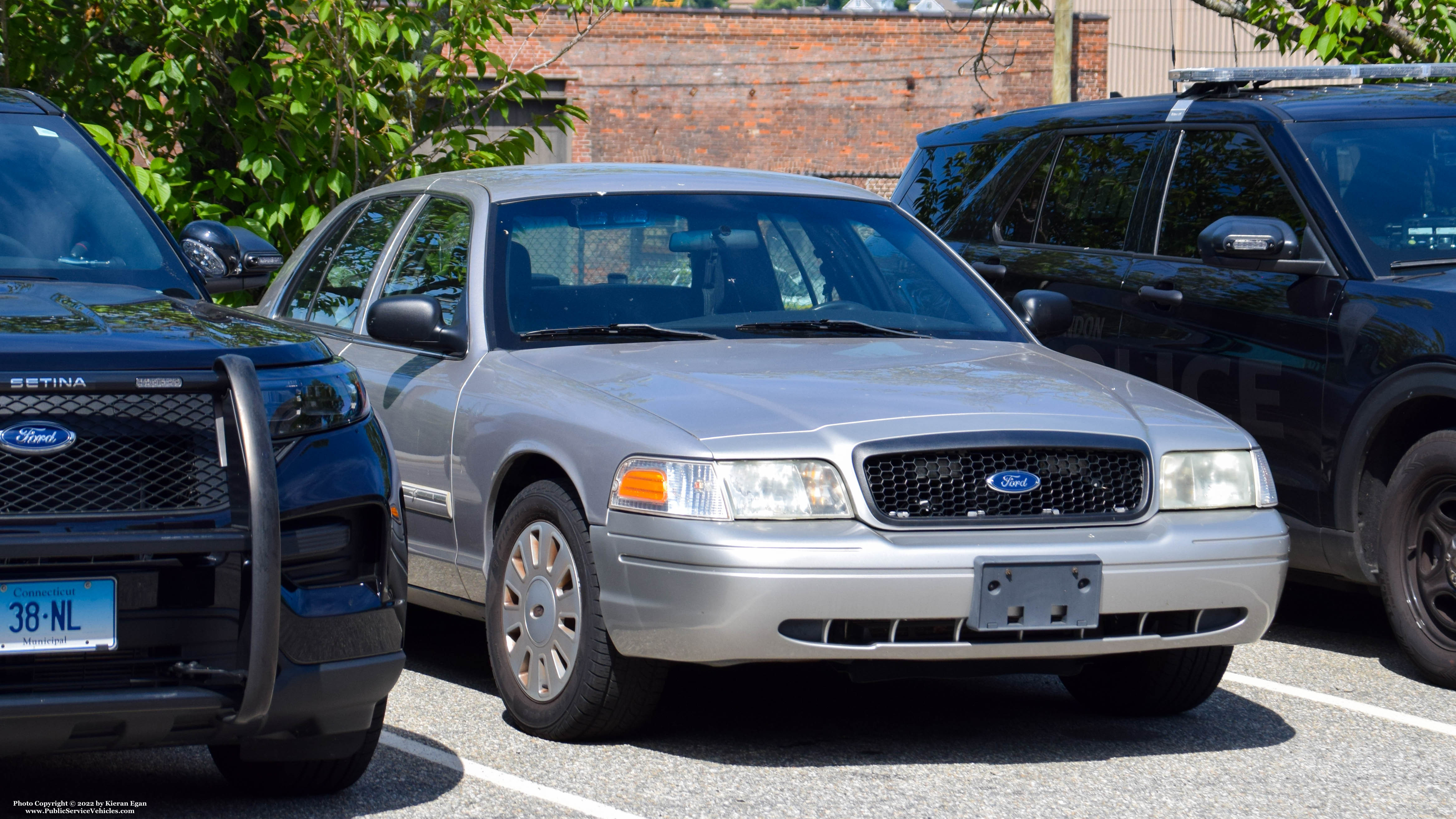 A photo  of New London Police
            Unmarked Unit, a 2009-2011 Ford Crown Victoria Police Interceptor             taken by Kieran Egan