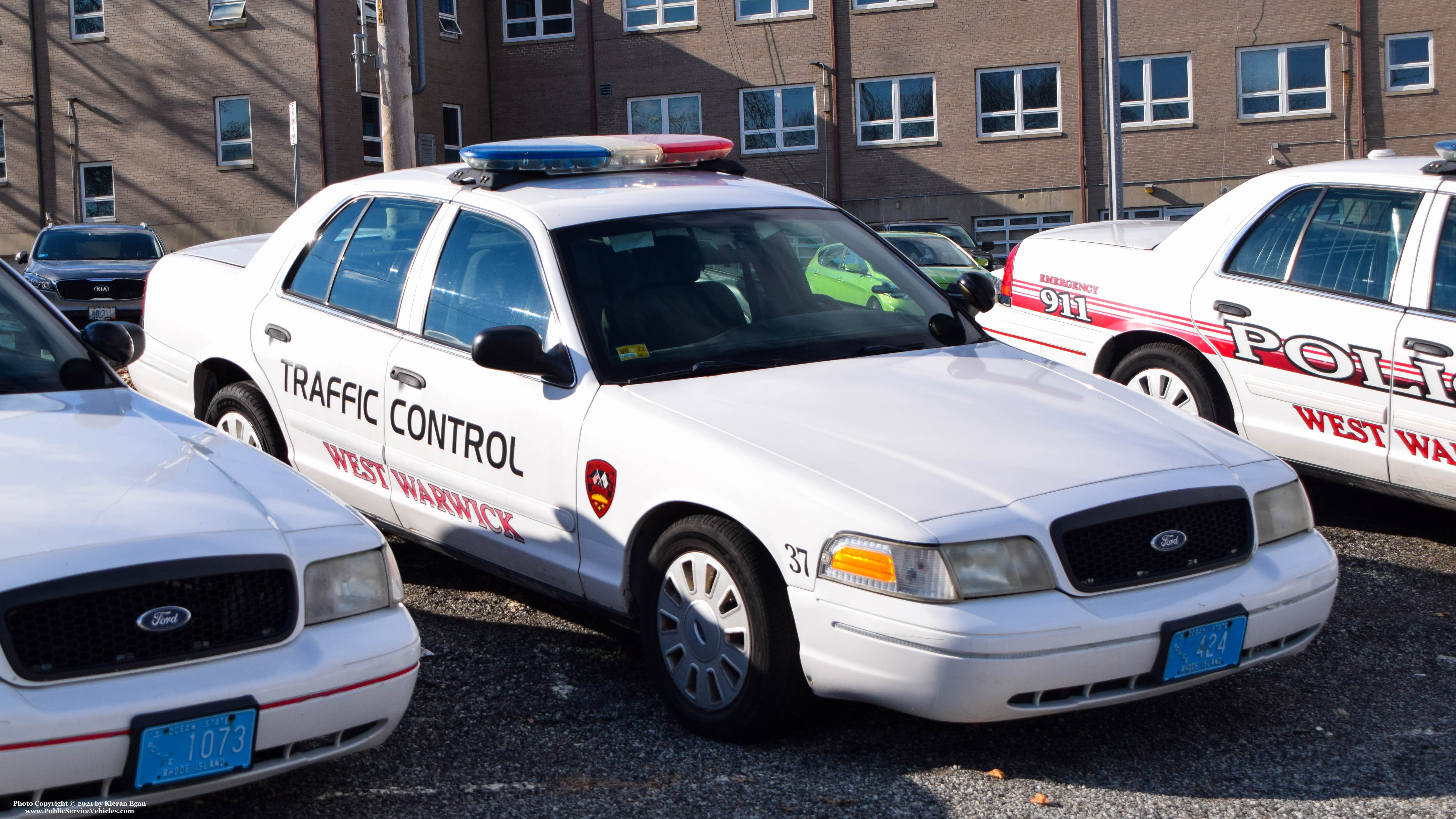 A photo  of West Warwick Police
            Car 37, a 2007 Ford Crown Victoria Police Interceptor             taken by Kieran Egan