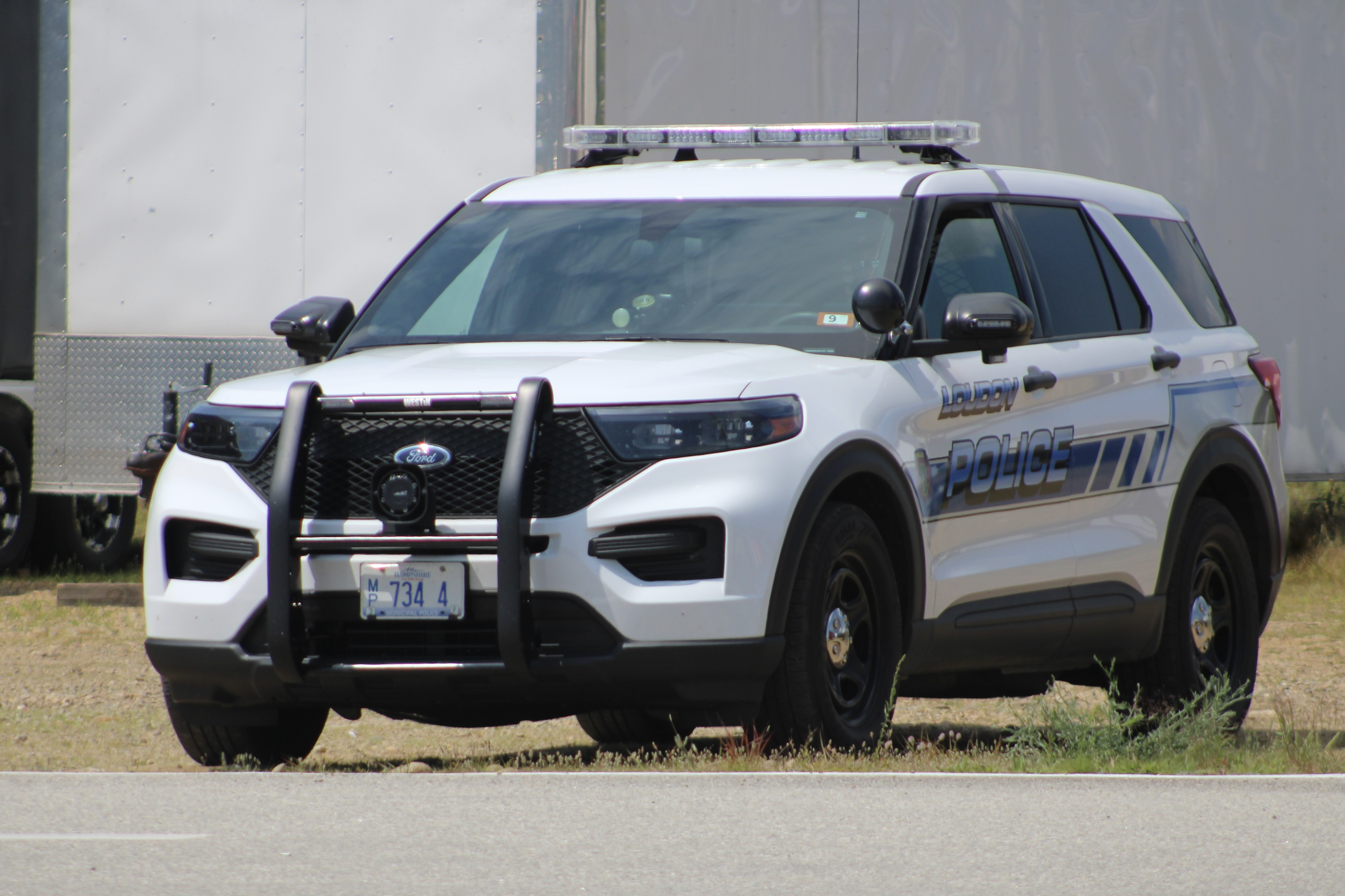 A photo  of Loudon Police
            Car 4, a 2020-2021 Ford Police Interceptor Utility             taken by @riemergencyvehicles