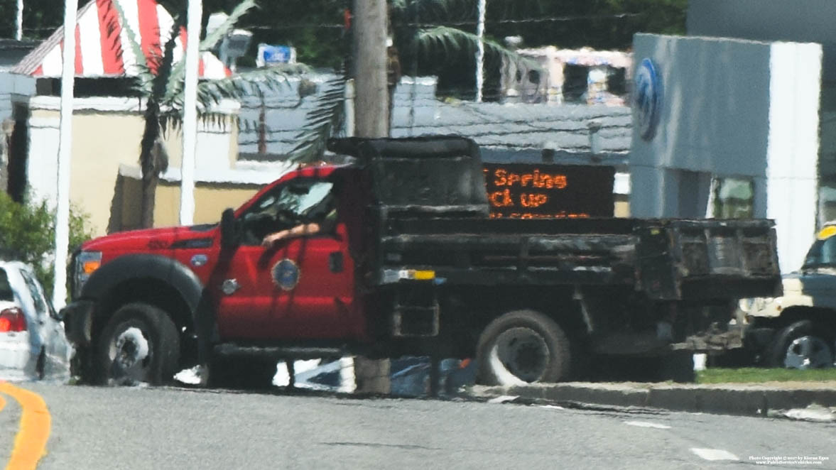 A photo  of East Providence Highway Division
            Truck 2237, a 2011-2016 Ford F-250             taken by Kieran Egan