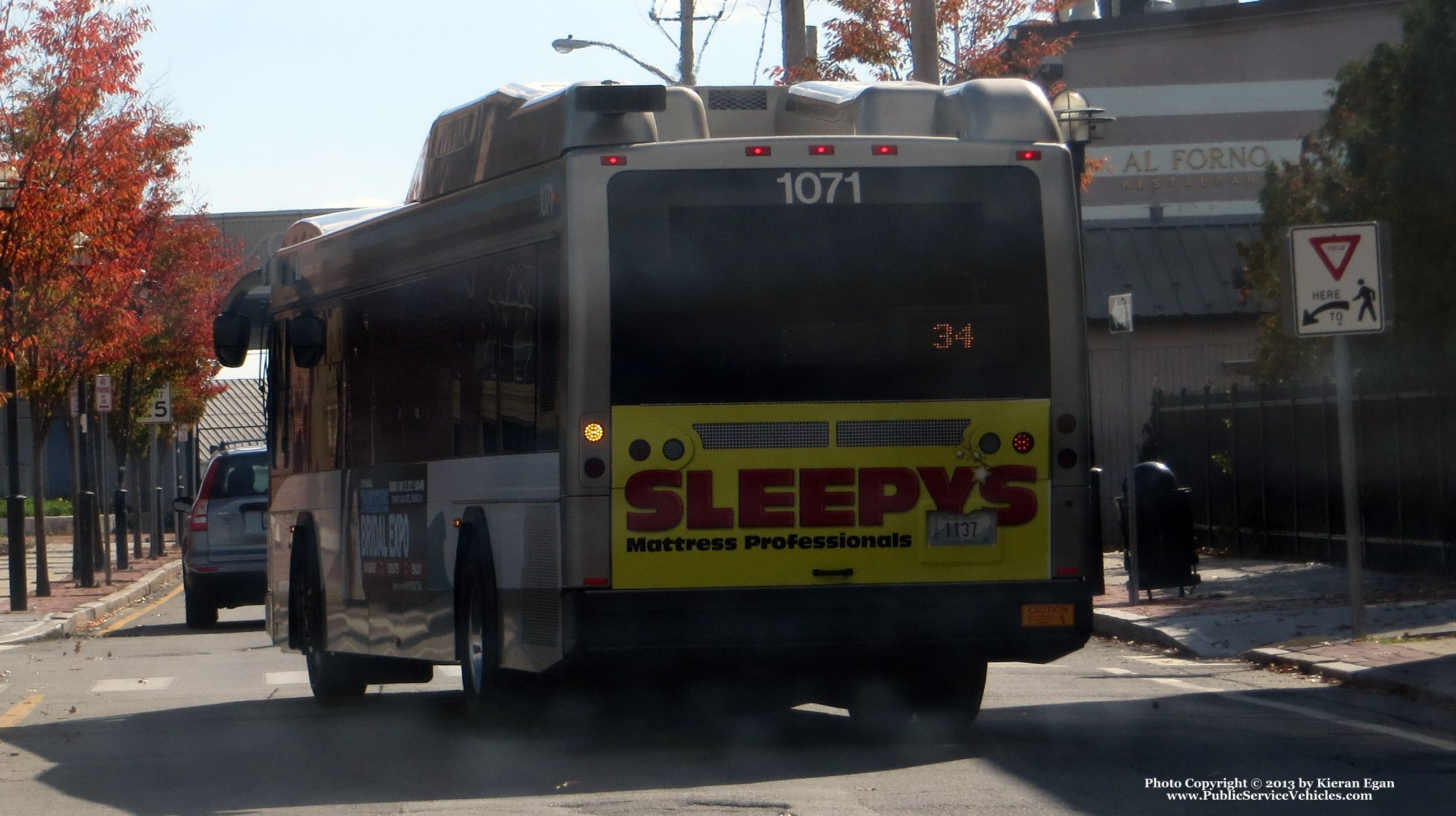 A photo  of Rhode Island Public Transit Authority
            Bus 1071, a 2010 Gillig BRT HEV             taken by Kieran Egan