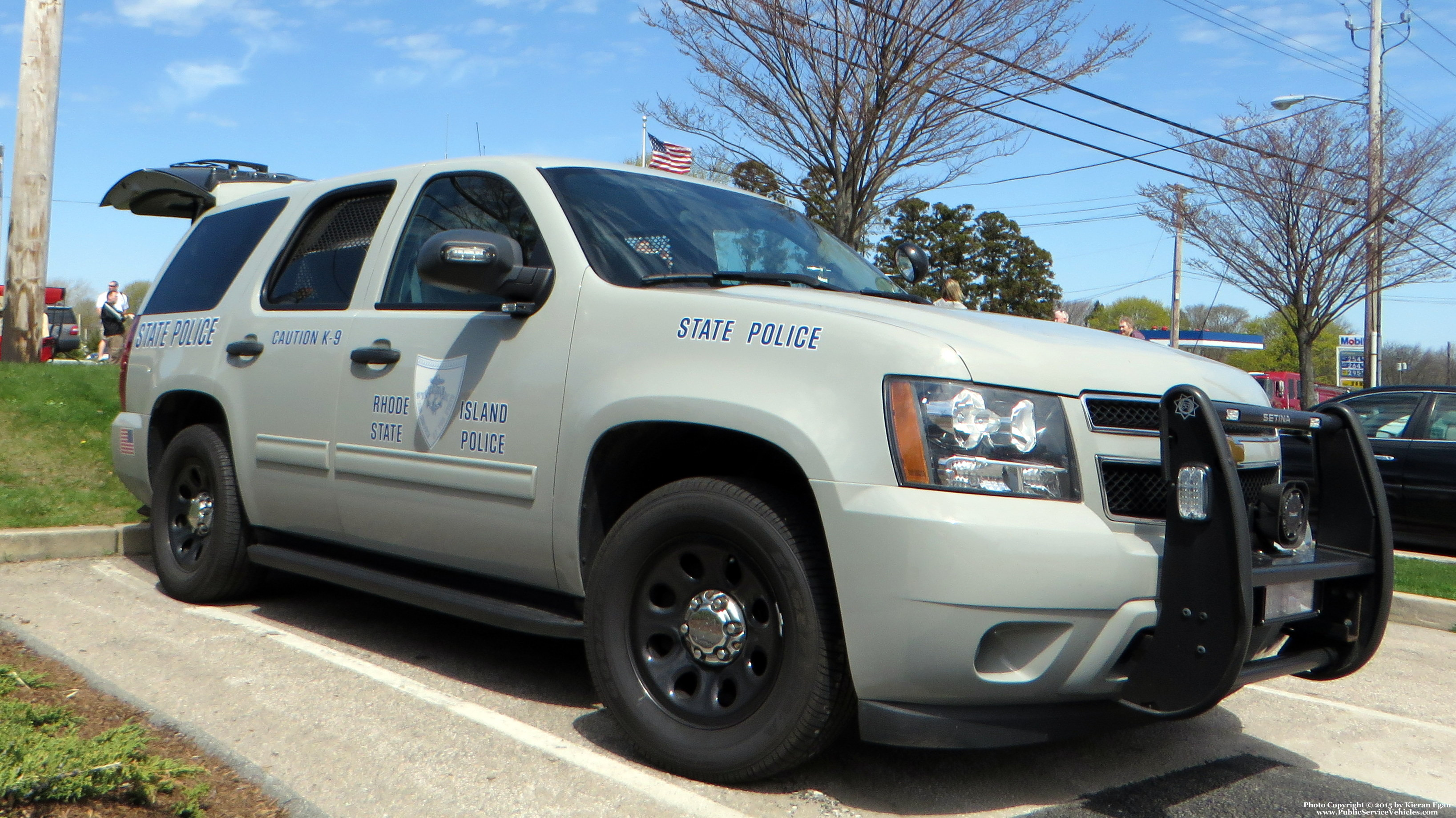 A photo  of Rhode Island State Police
            Cruiser 106, a 2013 Chevrolet Tahoe             taken by Kieran Egan