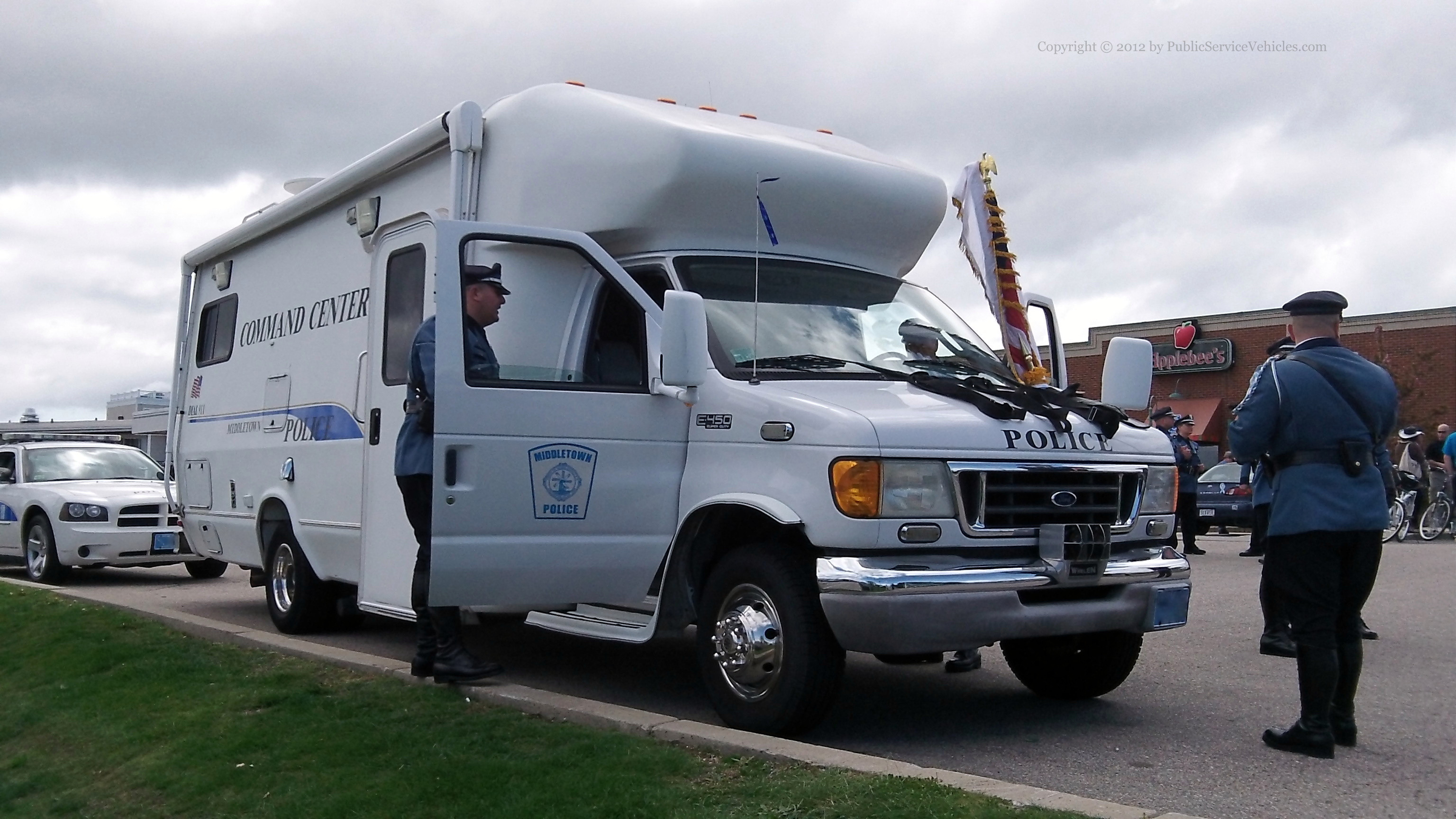 A photo  of Middletown Police
            Mobile Command 2552, a 1996-2006 Ford E-450             taken by Kieran Egan