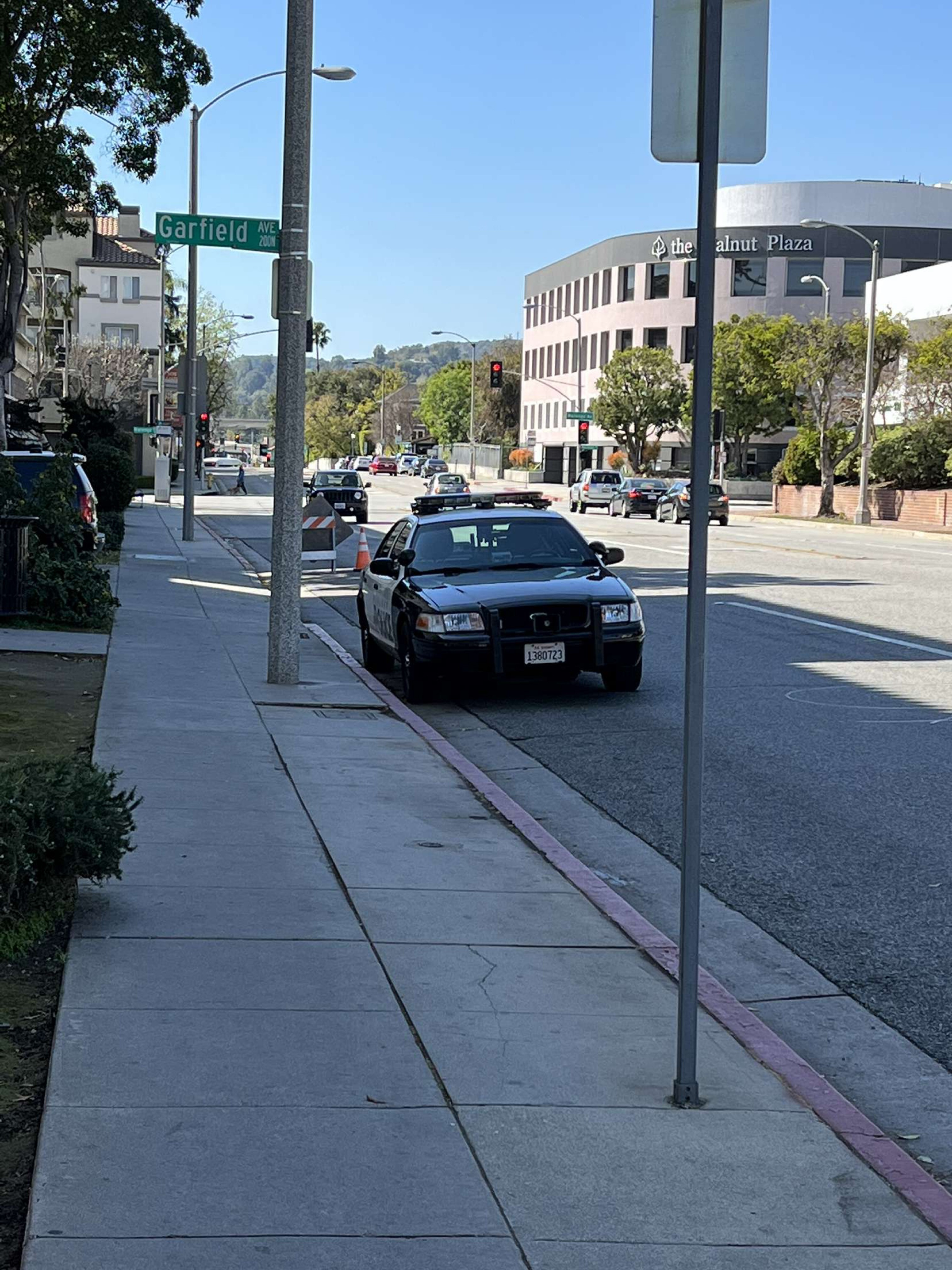 A photo  of Pasadena Police
            Car 6, a 2009-2011 Ford Crown Victoria Police Interceptor             taken by @riemergencyvehicles