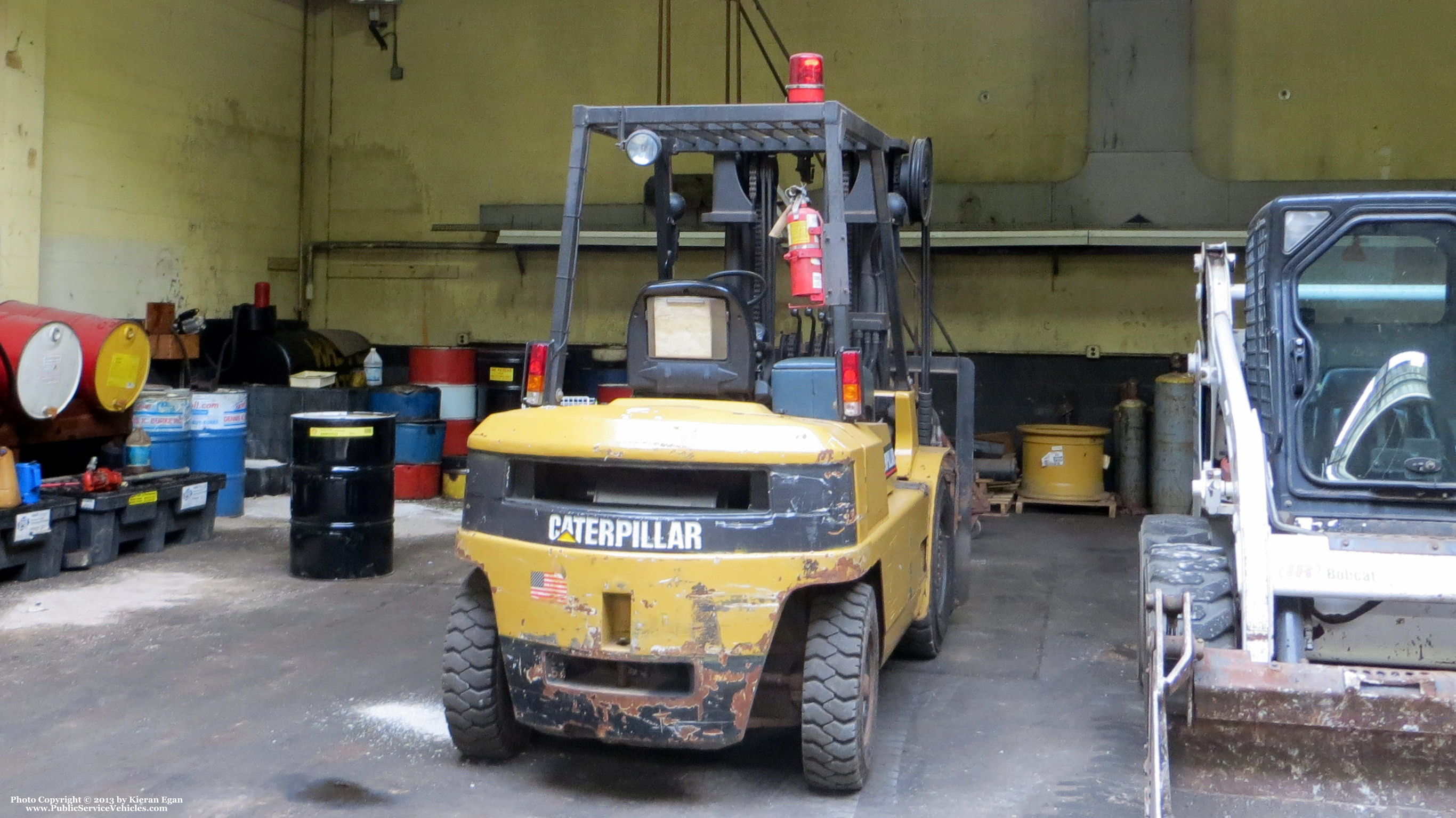 A photo  of Providence Public Works
            Forklift, a 1990-2010 Caterpillar             taken by Kieran Egan