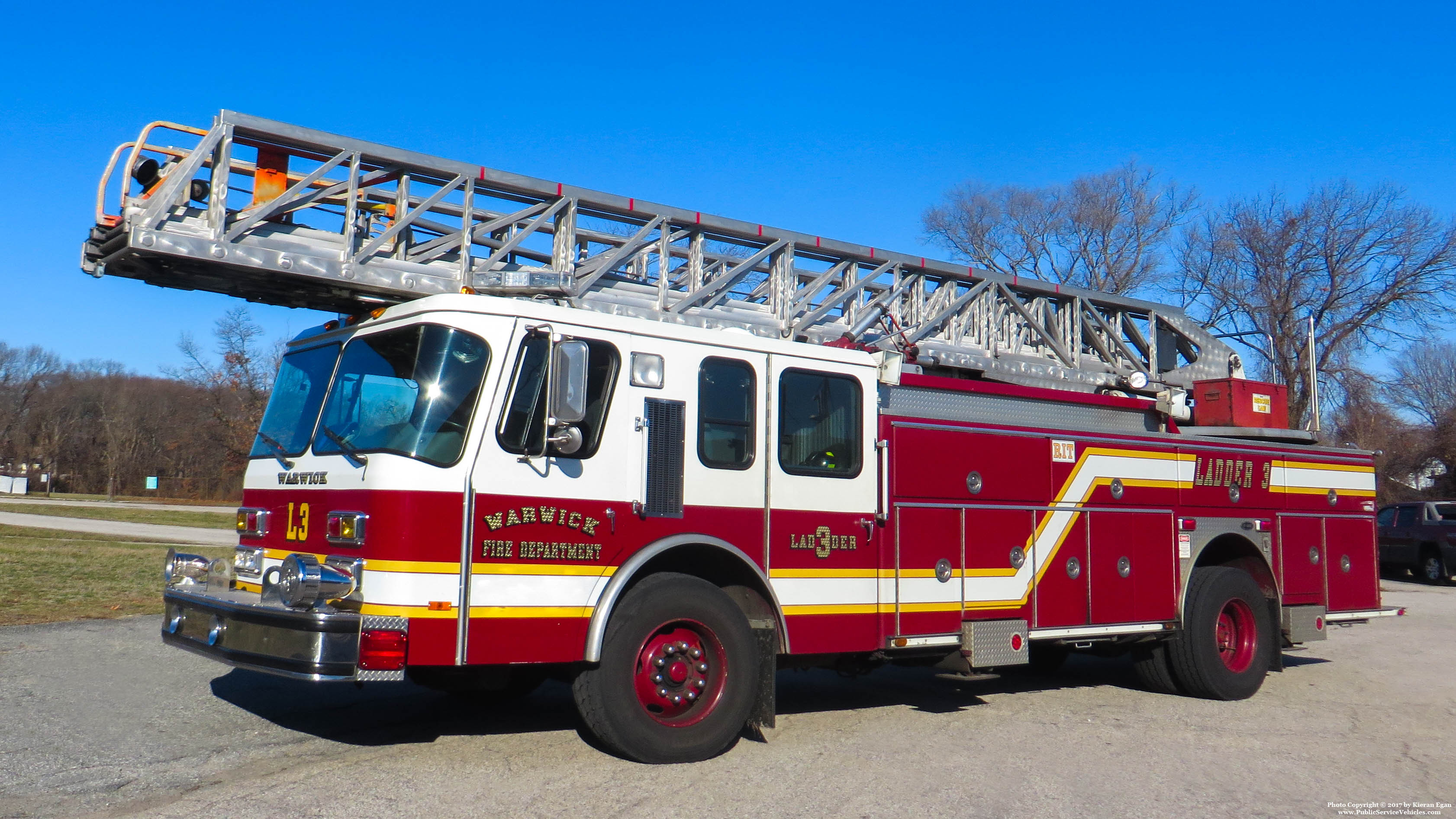 A photo  of Warwick Fire
            Ladder 3, a 1994 E-One Hurricane             taken by Kieran Egan