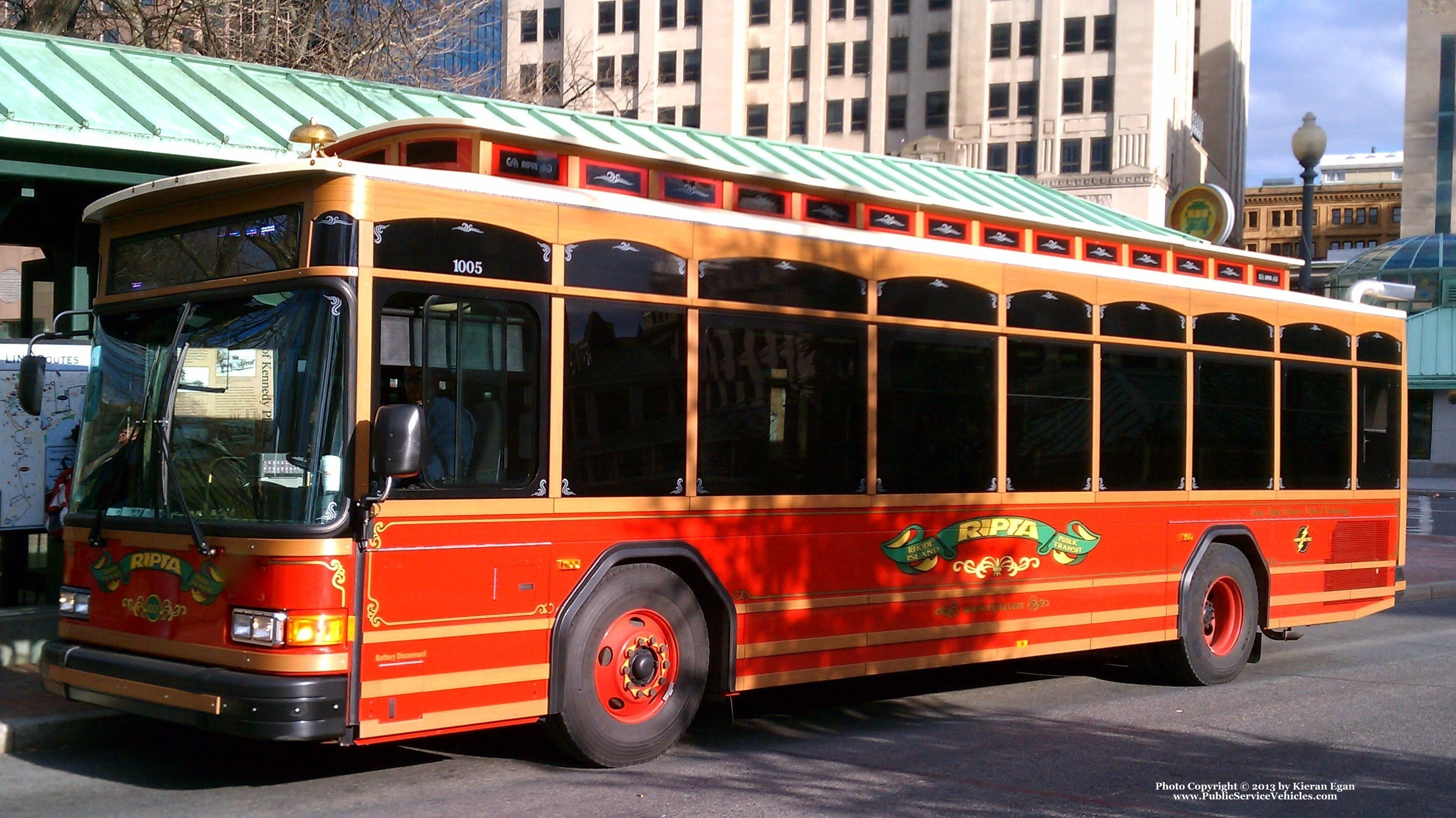 A photo  of Rhode Island Public Transit Authority
            Trolley 1005, a 2010 Gillig Low Floor Trolley Replica HEV             taken by Kieran Egan