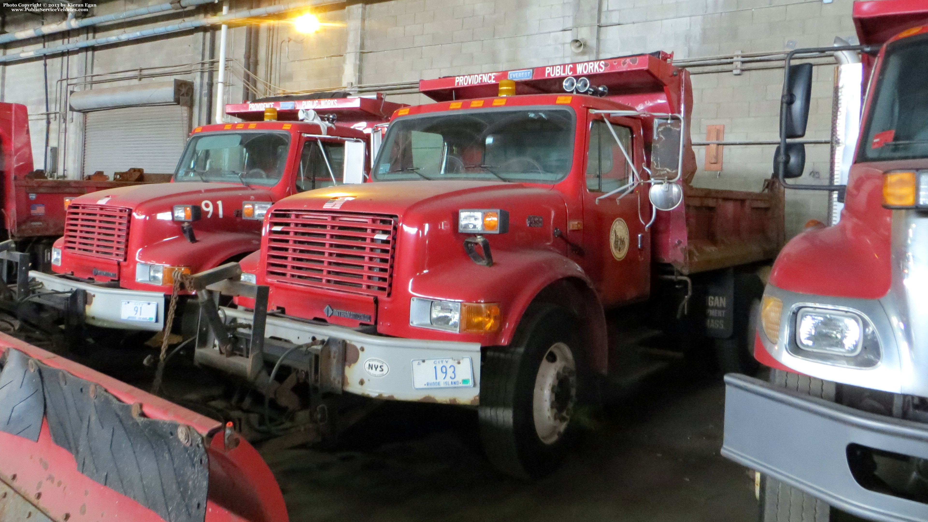 A photo  of Providence Highway Division
            Truck 193, a 1989-2001 International 4700             taken by Kieran Egan