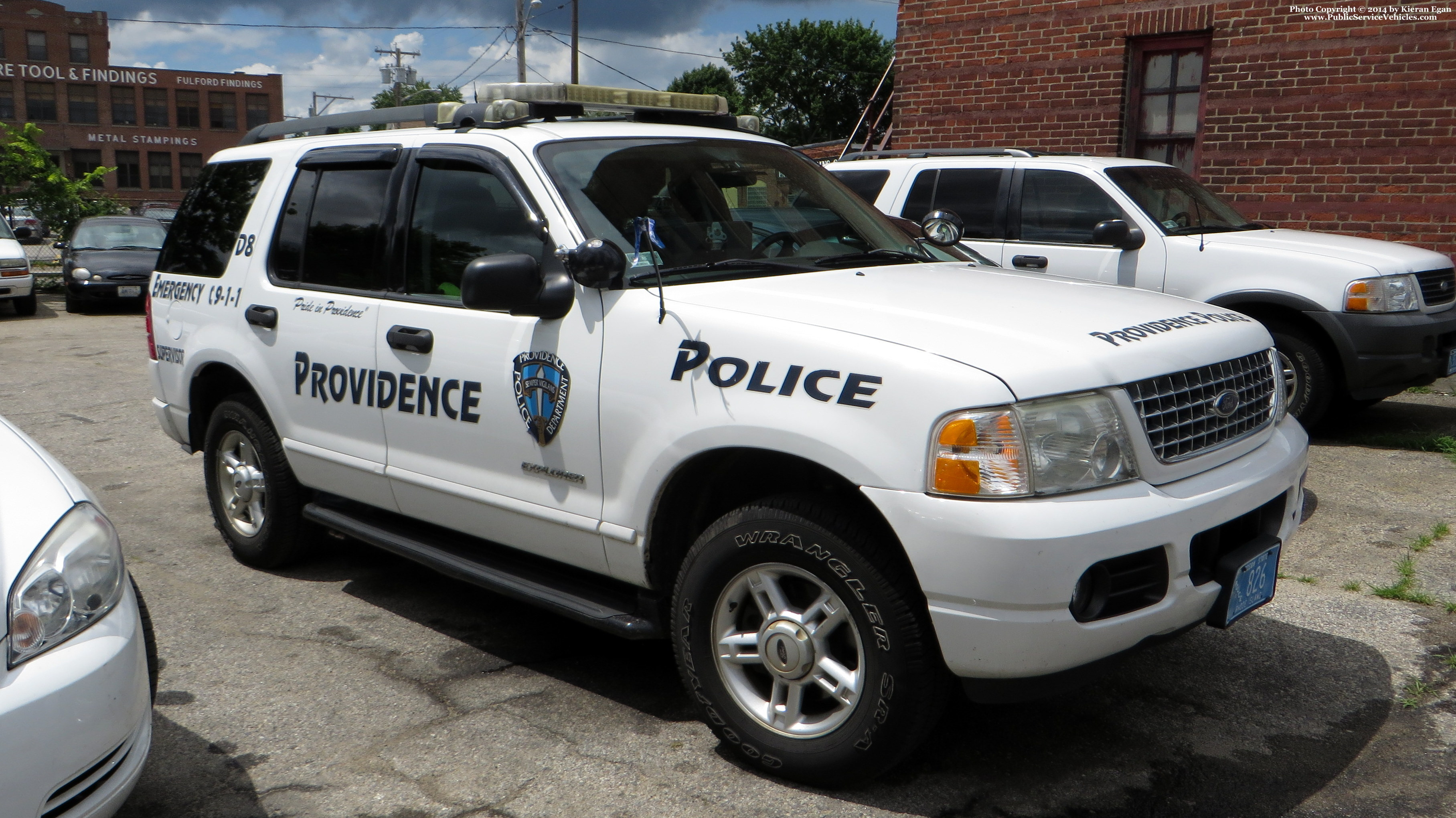 A photo  of Providence Police
            Cruiser 826, a 2002-2005 Ford Explorer             taken by Kieran Egan