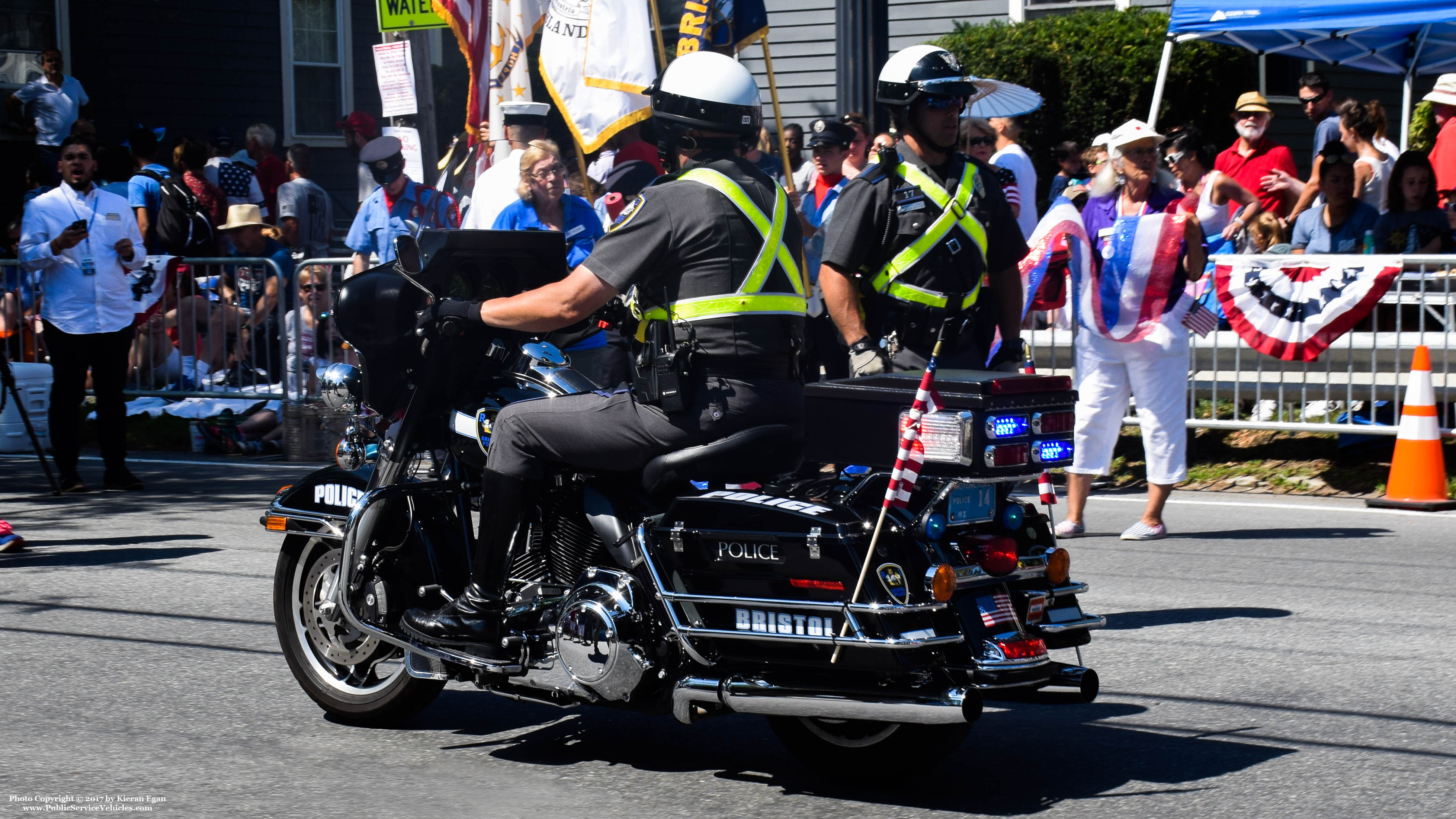 A photo  of Bristol Police
            Motorcycle 14, a 2008-2013 Harley-Davidson Electra Glide             taken by Kieran Egan