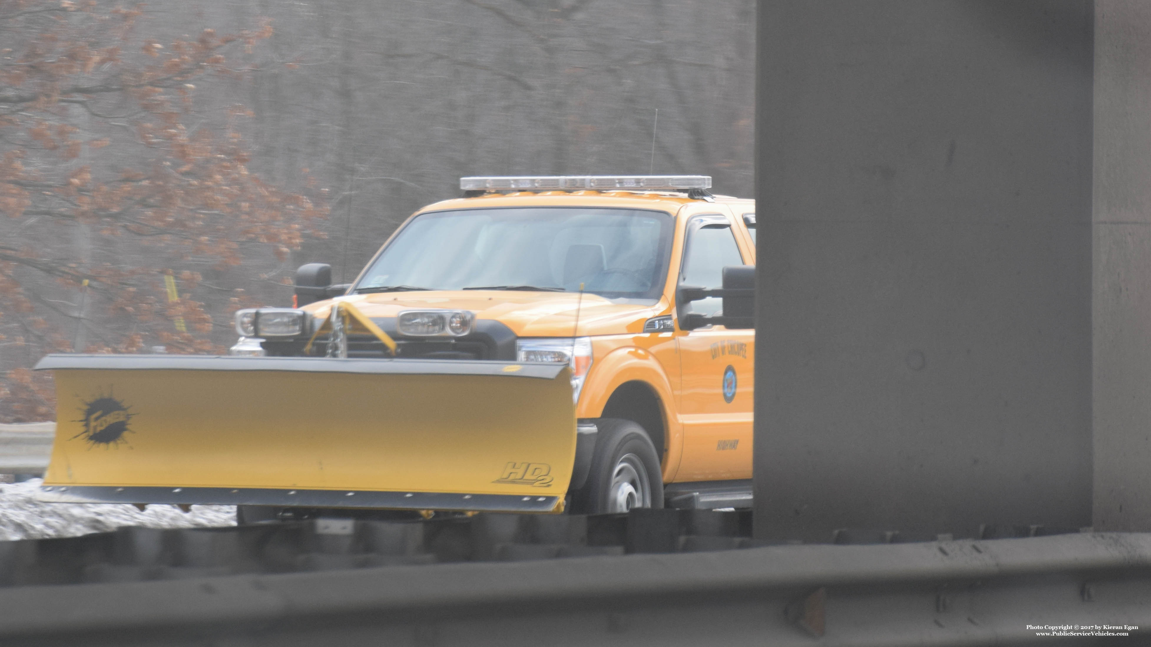 A photo  of Chicopee Public Works
            Truck 7, a 2011-2016 Ford F-250 Crew Cab             taken by Kieran Egan