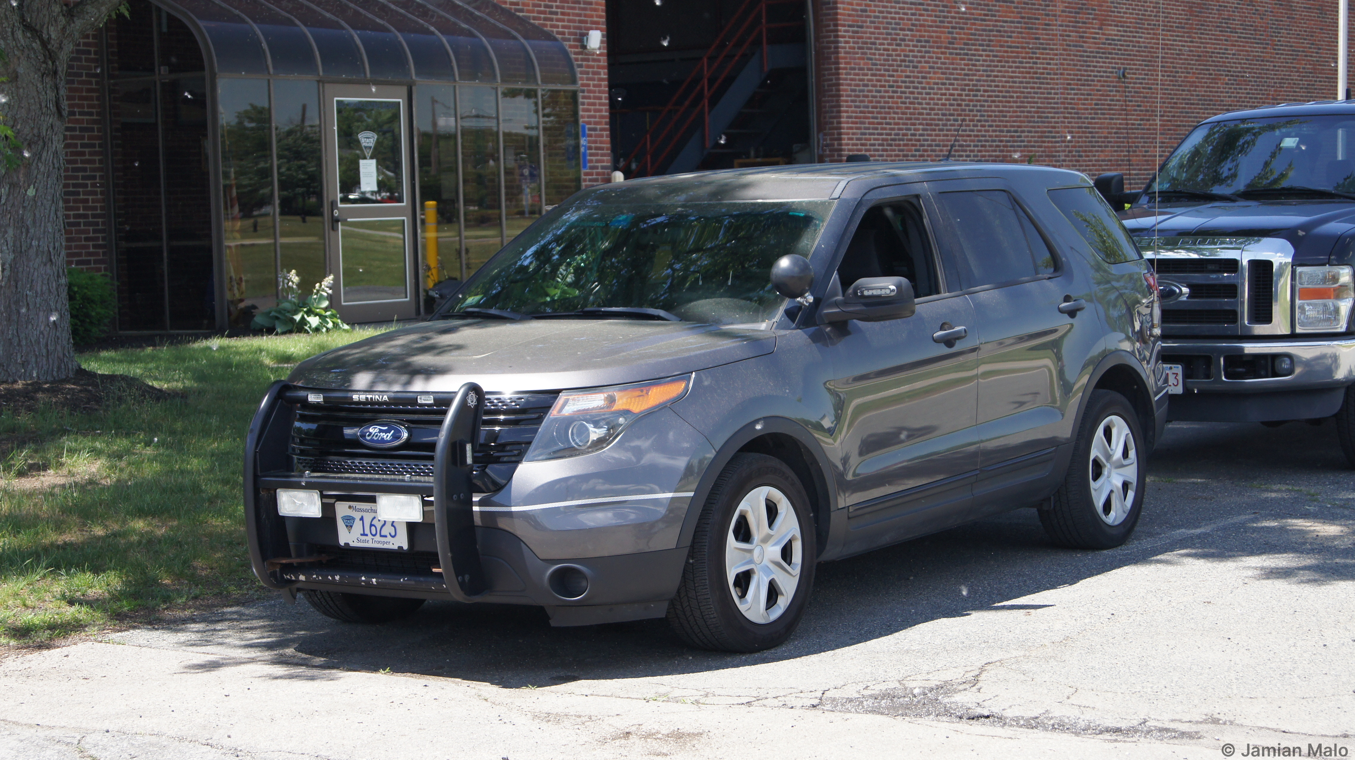 A photo  of Massachusetts State Police
            Cruiser 1623, a 2013-2014 Ford Police Interceptor Utility             taken by Jamian Malo