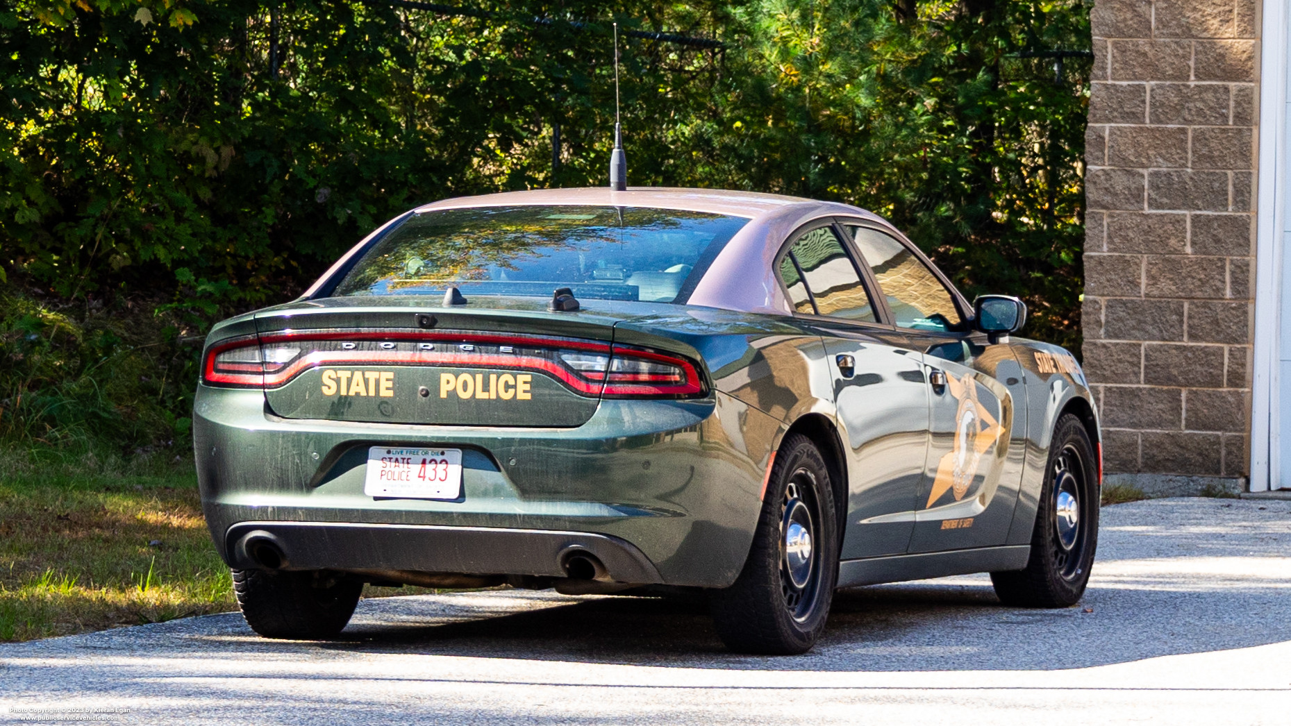A photo  of New Hampshire State Police
            Cruiser 433, a 2017-2019 Dodge Charger             taken by Kieran Egan