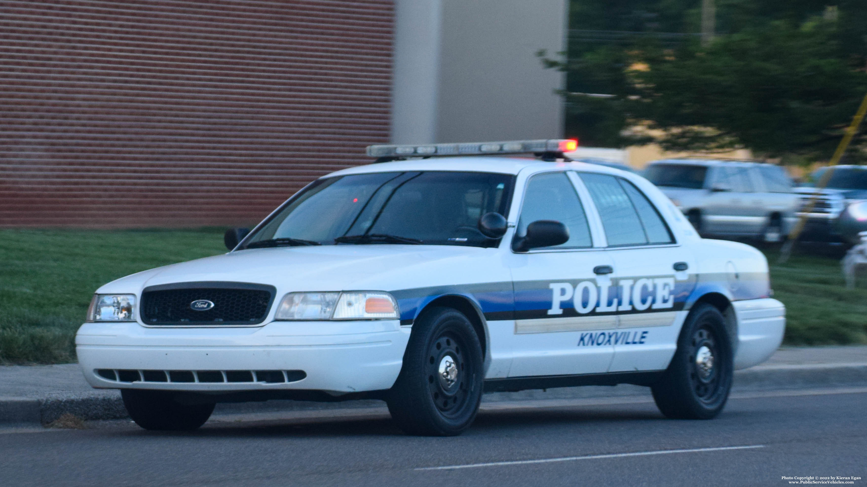 A photo  of Knoxville Police
            Cruiser 21384, a 2009-2011 Ford Crown Victoria Police Interceptor             taken by Kieran Egan