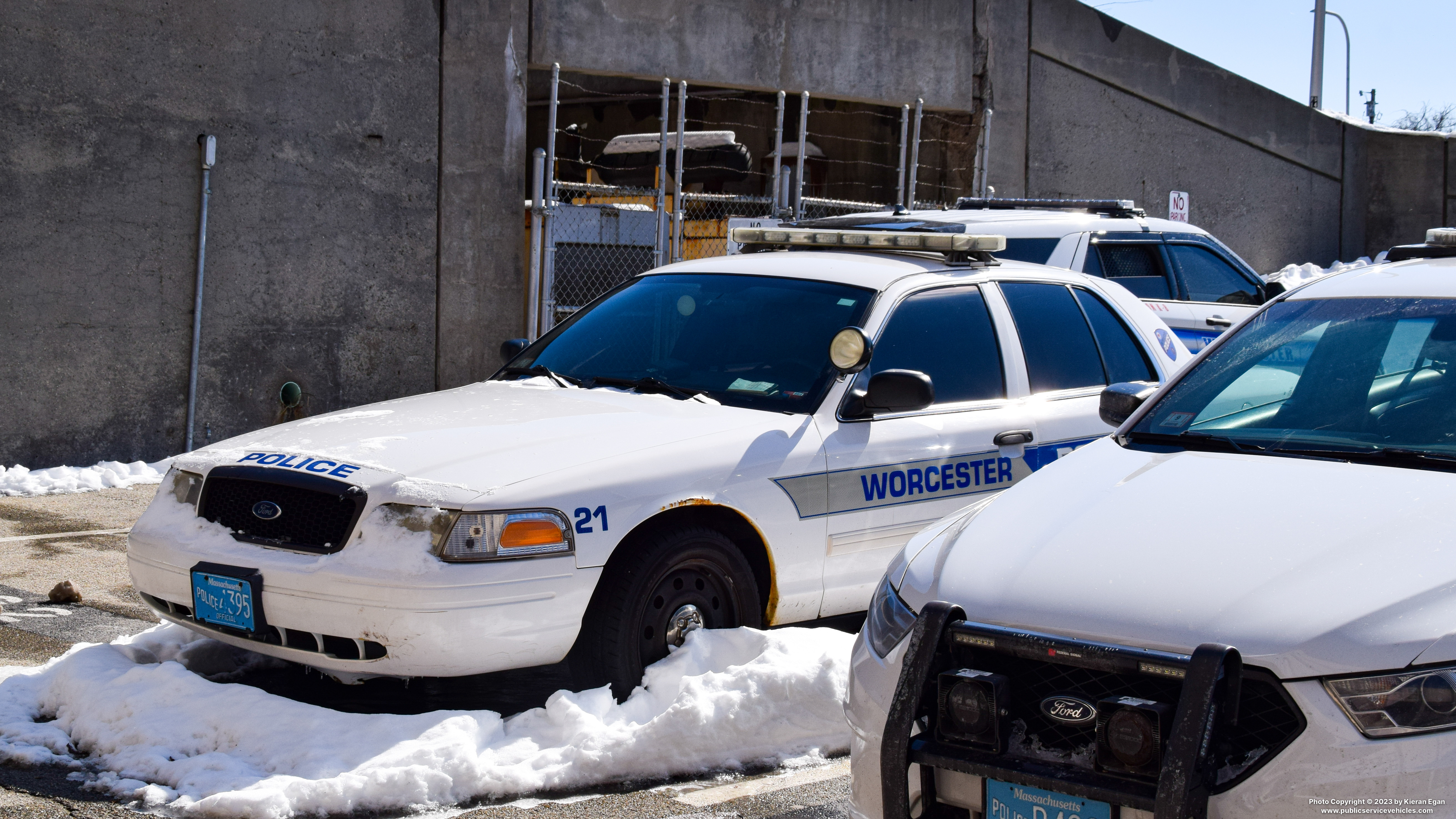 A photo  of Worcester Police
            Cruiser 21, a 2011 Ford Crown Victoria Police Interceptor             taken by Kieran Egan