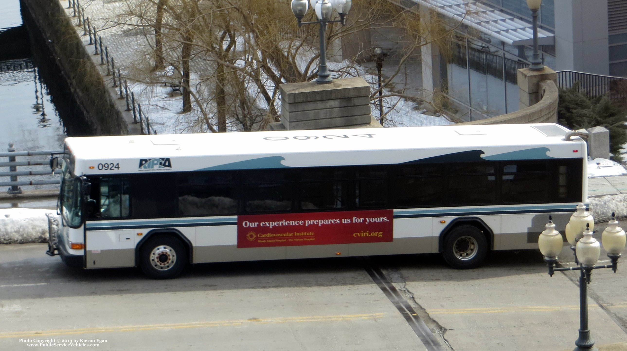 A photo  of Rhode Island Public Transit Authority
            Bus 0924, a 2009 Gillig Low Floor             taken by Kieran Egan