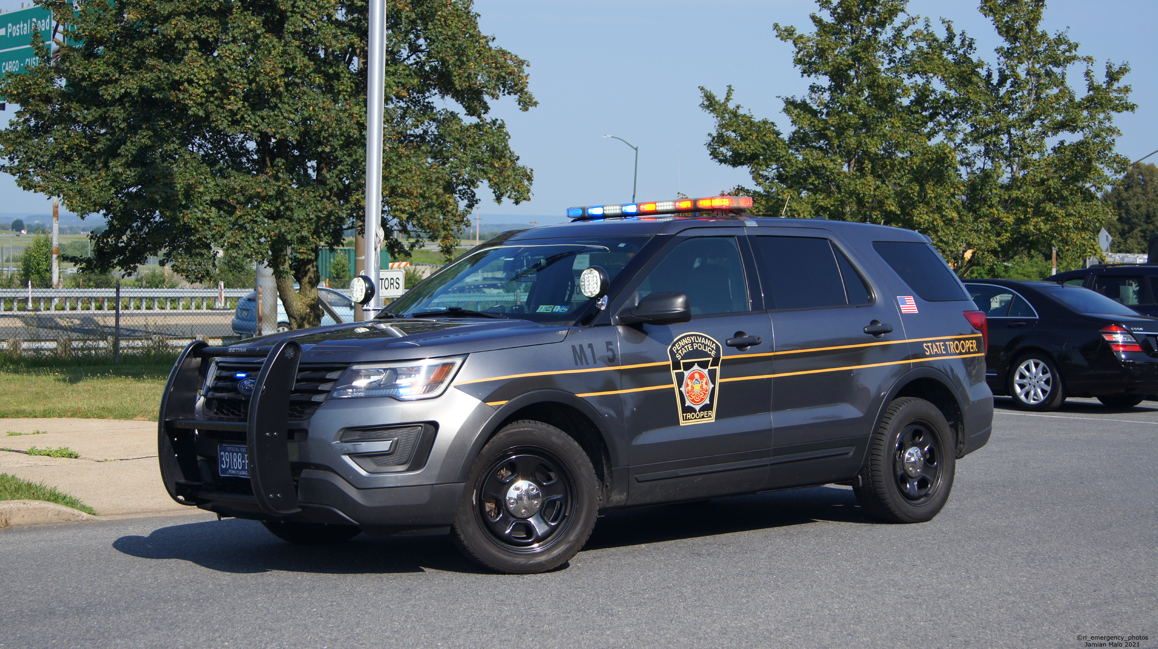 A photo  of Pennsylvania State Police
            Cruiser M1 5, a 2016-2019 Ford Police Interceptor Utility             taken by Jamian Malo