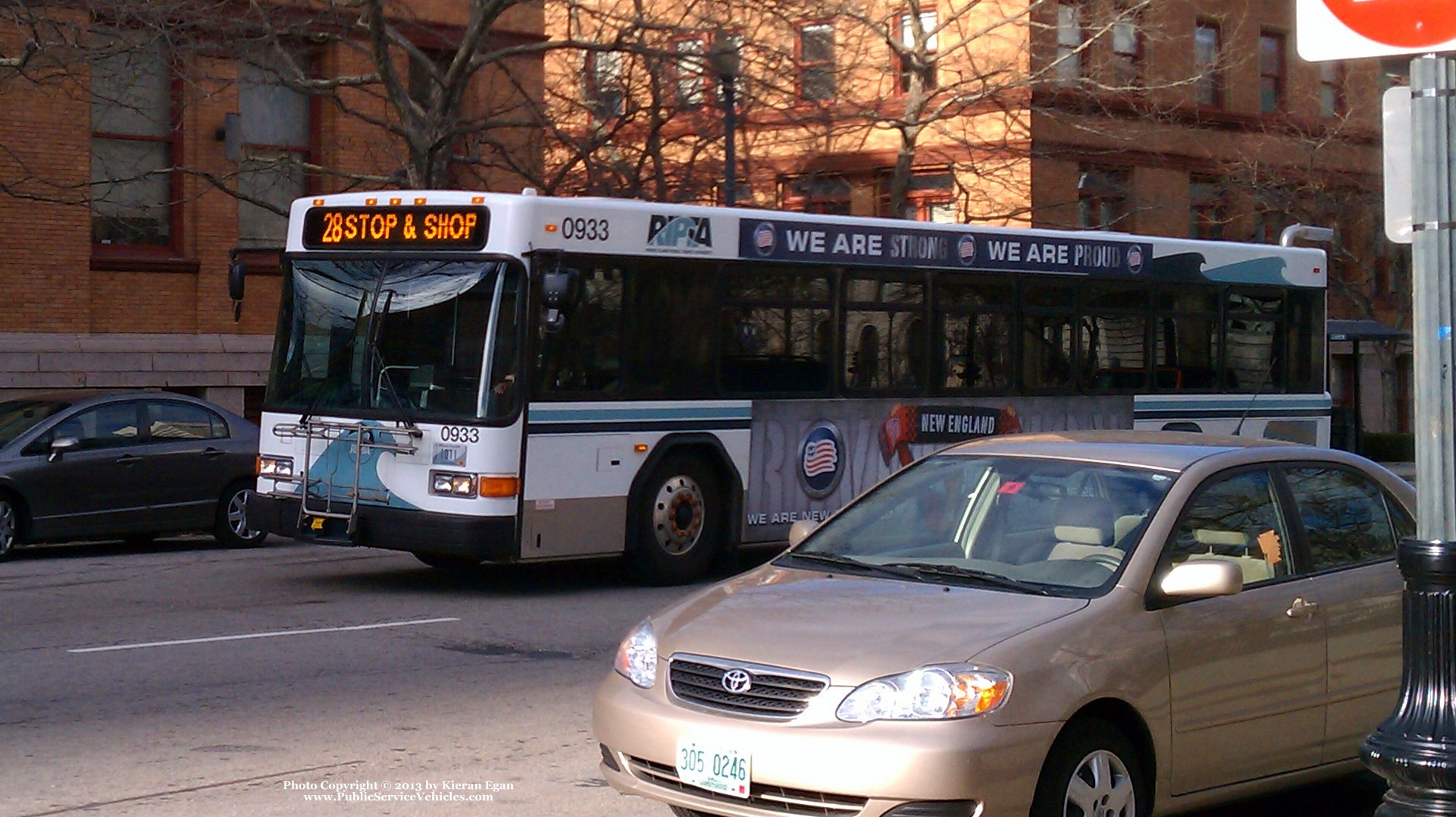 A photo  of Rhode Island Public Transit Authority
            Bus 0933, a 2009 Gillig Low Floor             taken by Kieran Egan