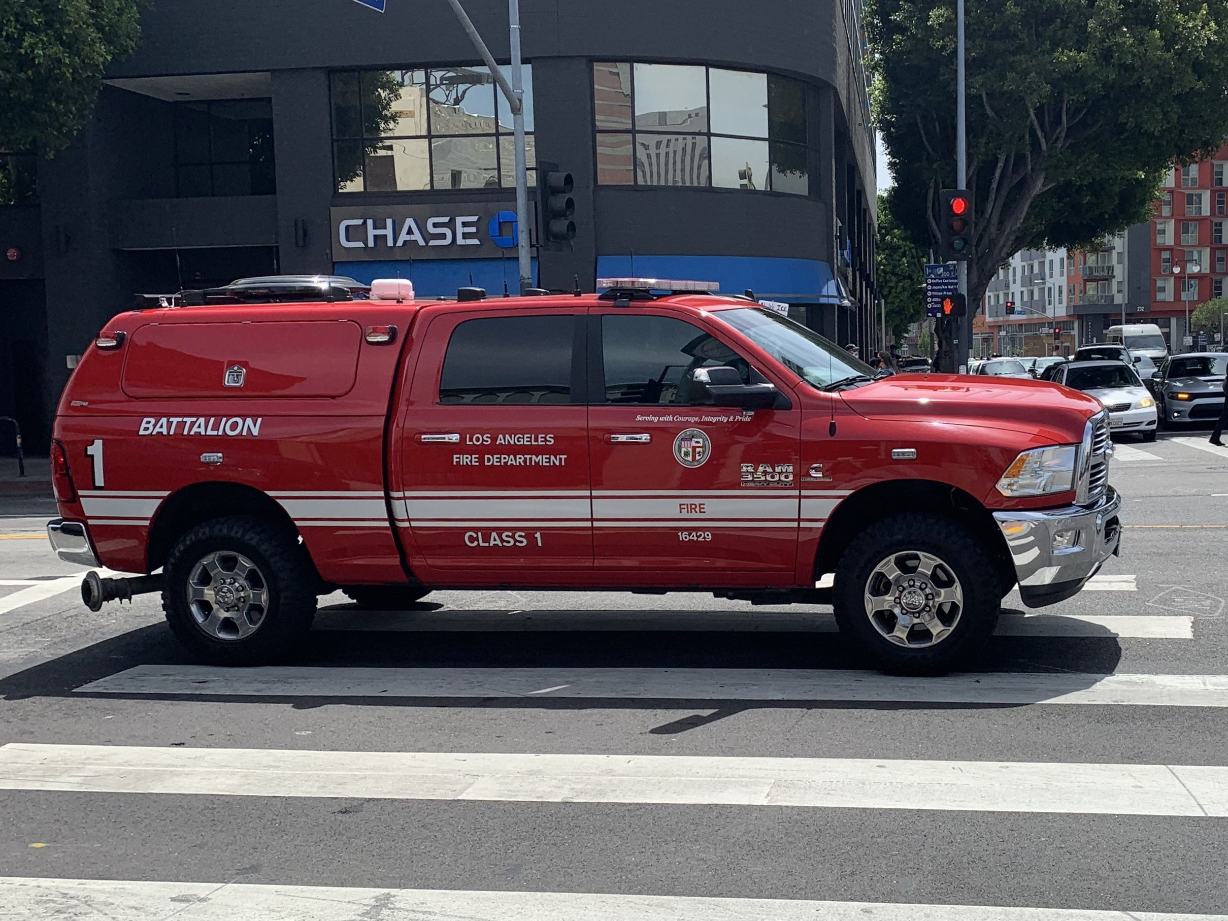 A photo  of Los Angeles Fire
            Battalion 1, a 2017-2018 RAM 3500             taken by @riemergencyvehicles