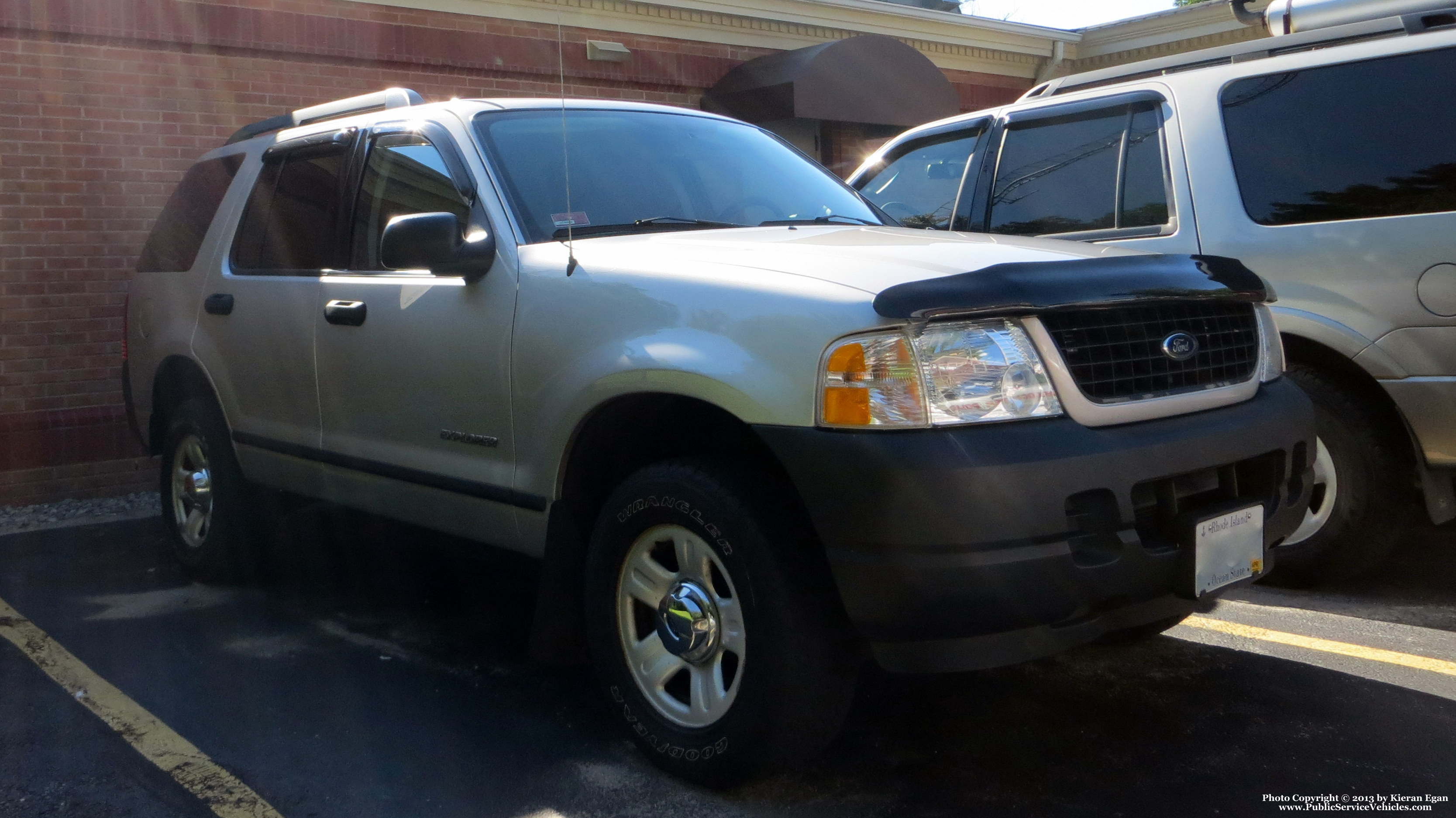 A photo  of Glocester Police
            Unmarked Unit, a 2002-2005 Ford Explorer             taken by Kieran Egan