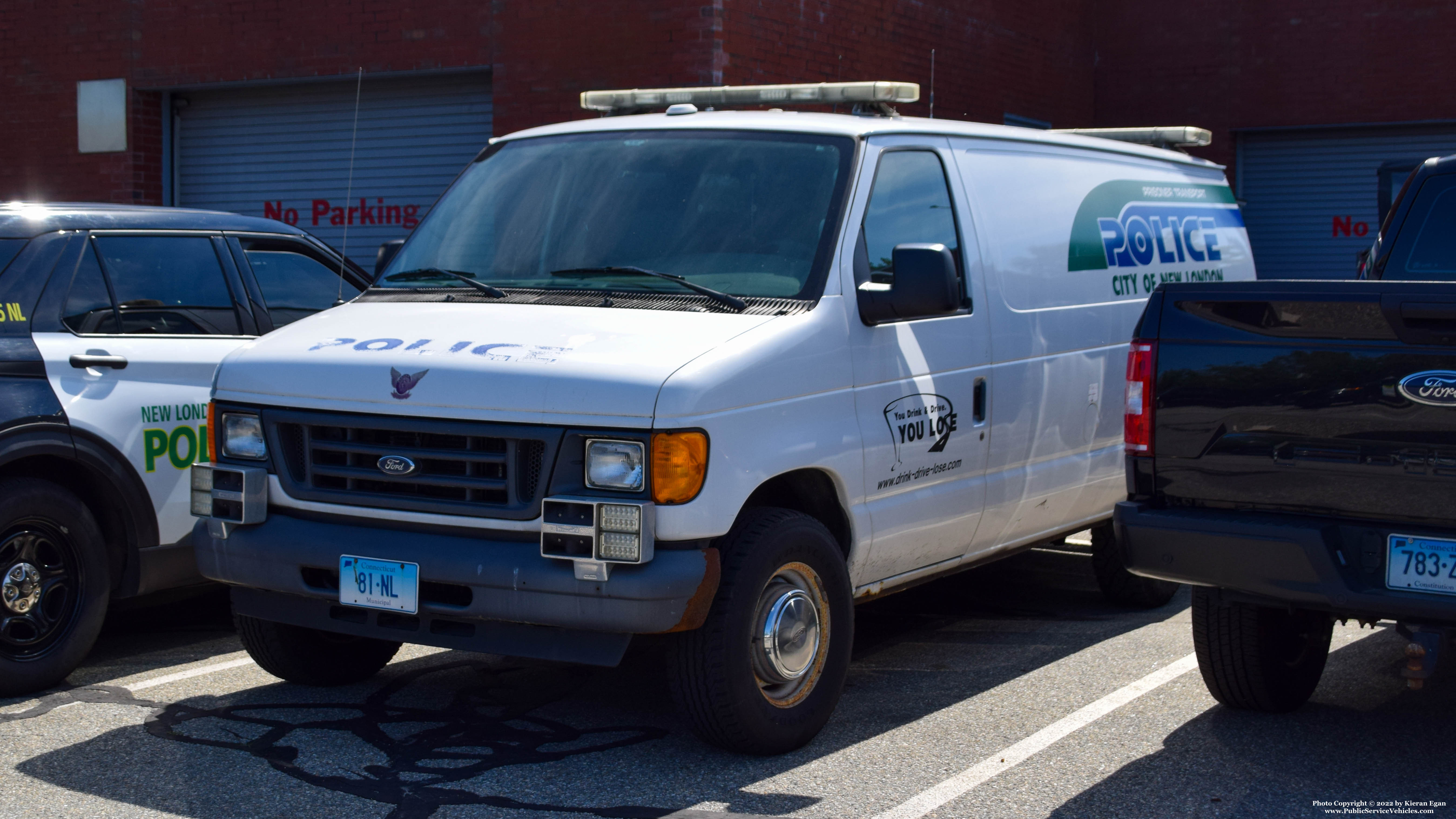 A photo  of New London Police
            Van 81, a 1997-2007 Ford Econoline             taken by Kieran Egan