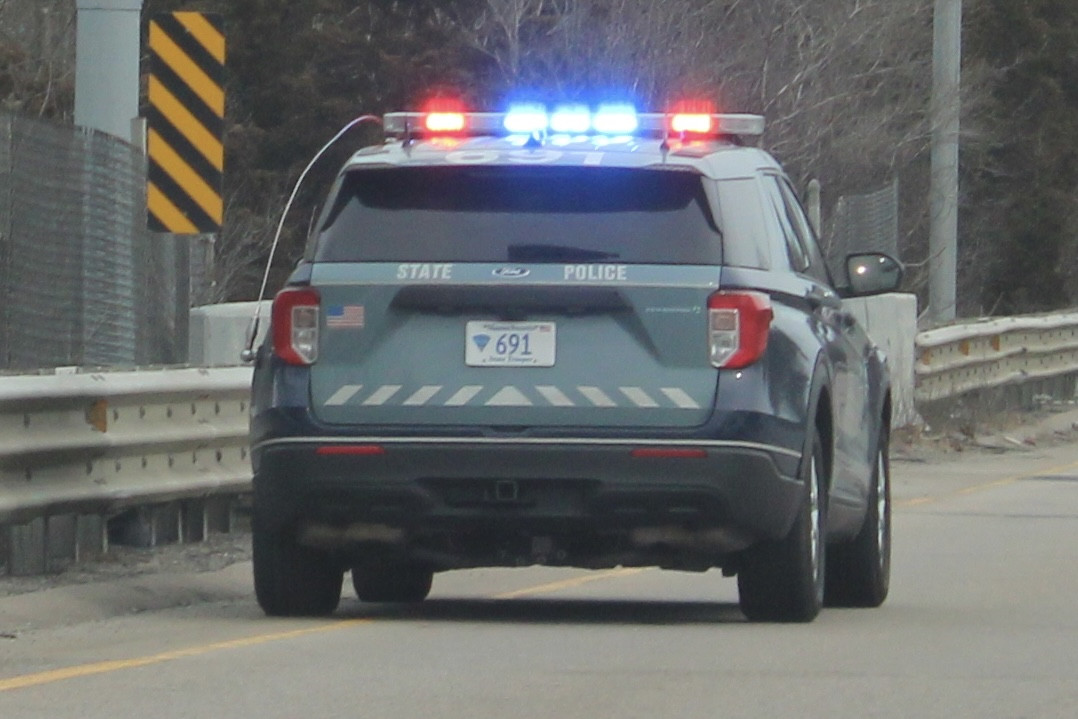 A photo  of Massachusetts State Police
            Cruiser 691, a 2020 Ford Police Interceptor Utility Hybrid             taken by @riemergencyvehicles