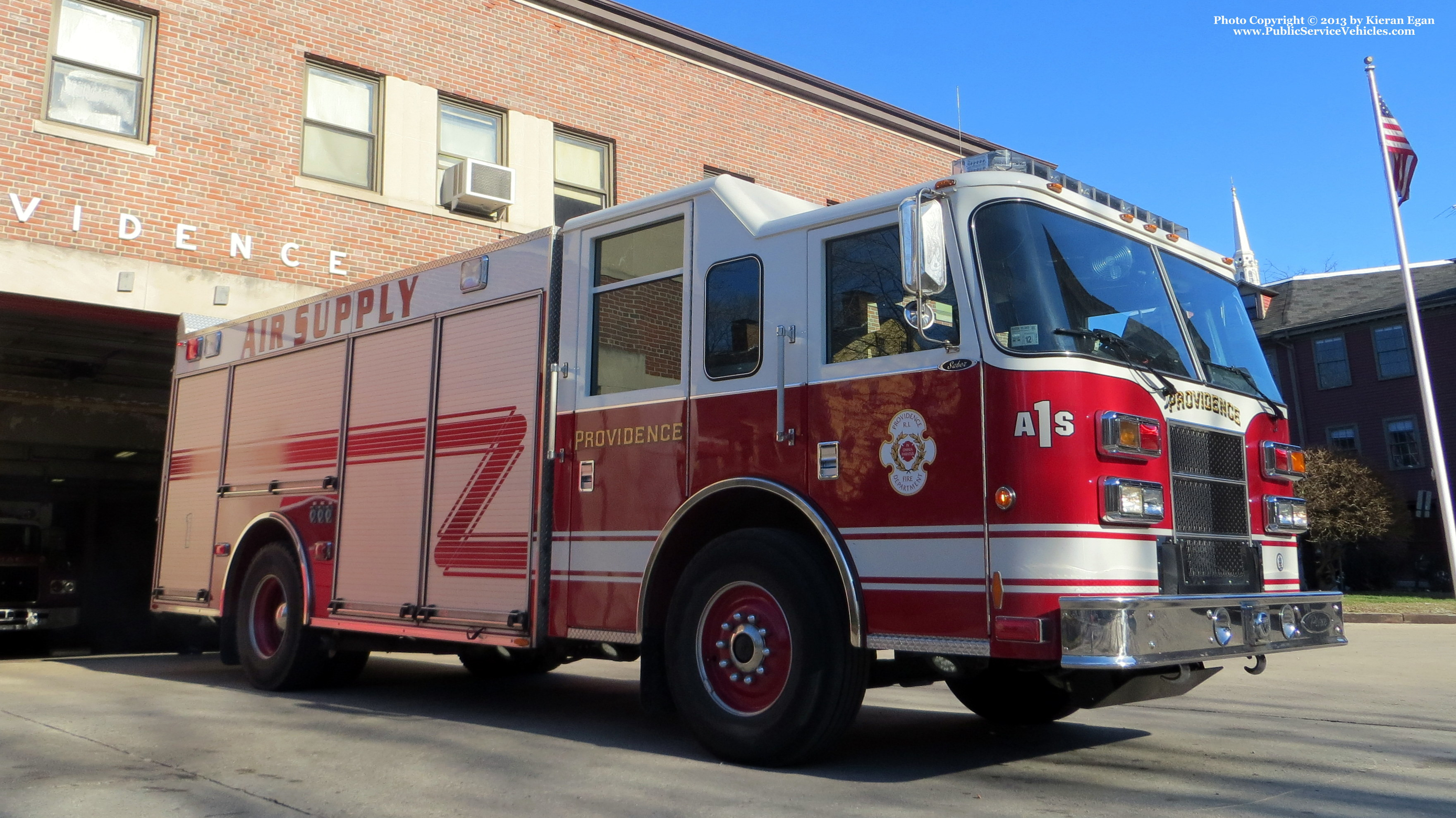 A photo  of Providence Fire
            Air Supply 1, a 2005 Pierce Sabre             taken by Kieran Egan