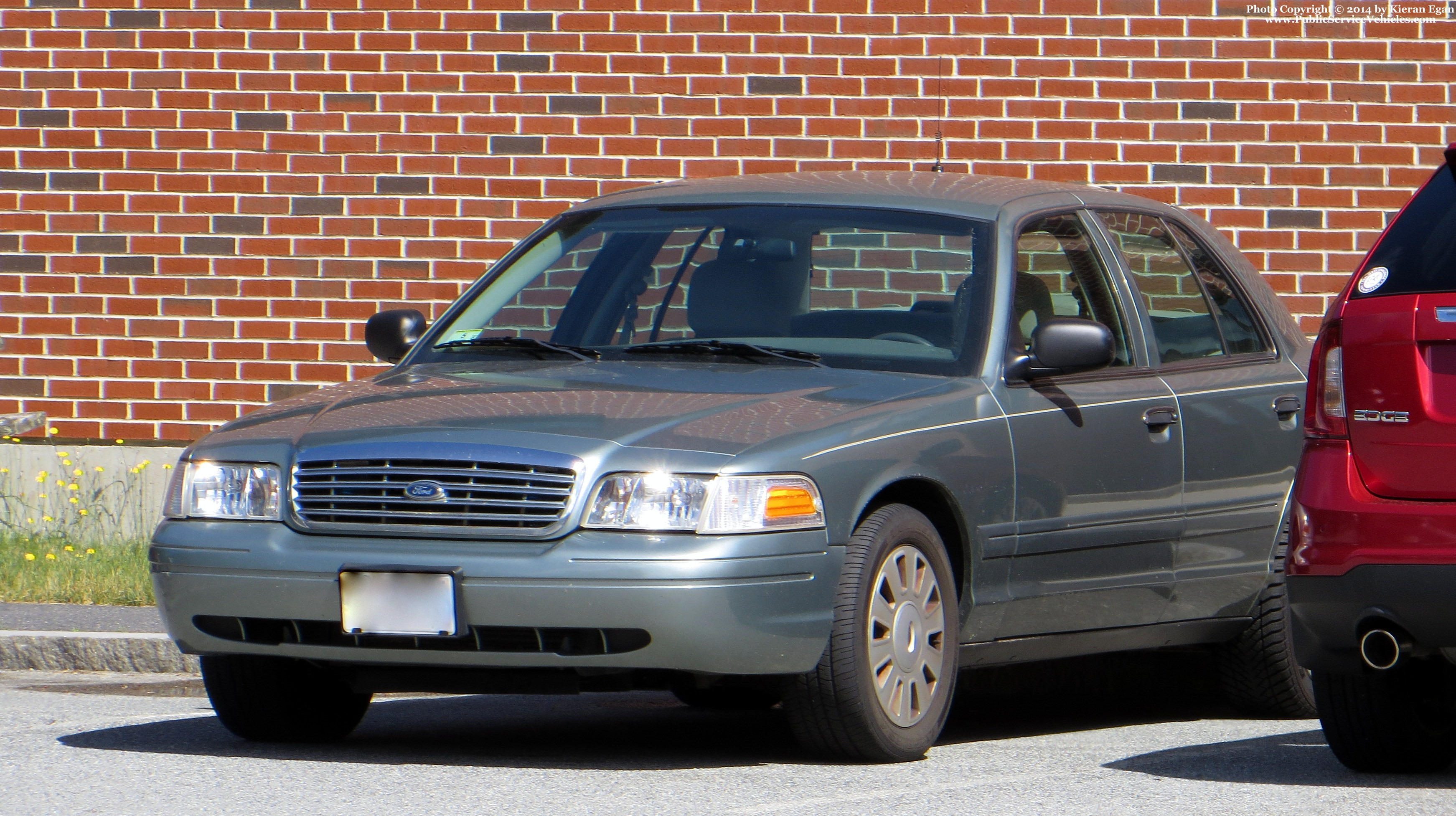 A photo  of Barnstable Police
            Unmarked Unit, a 2006-2011 Ford Crown Victoria             taken by Kieran Egan