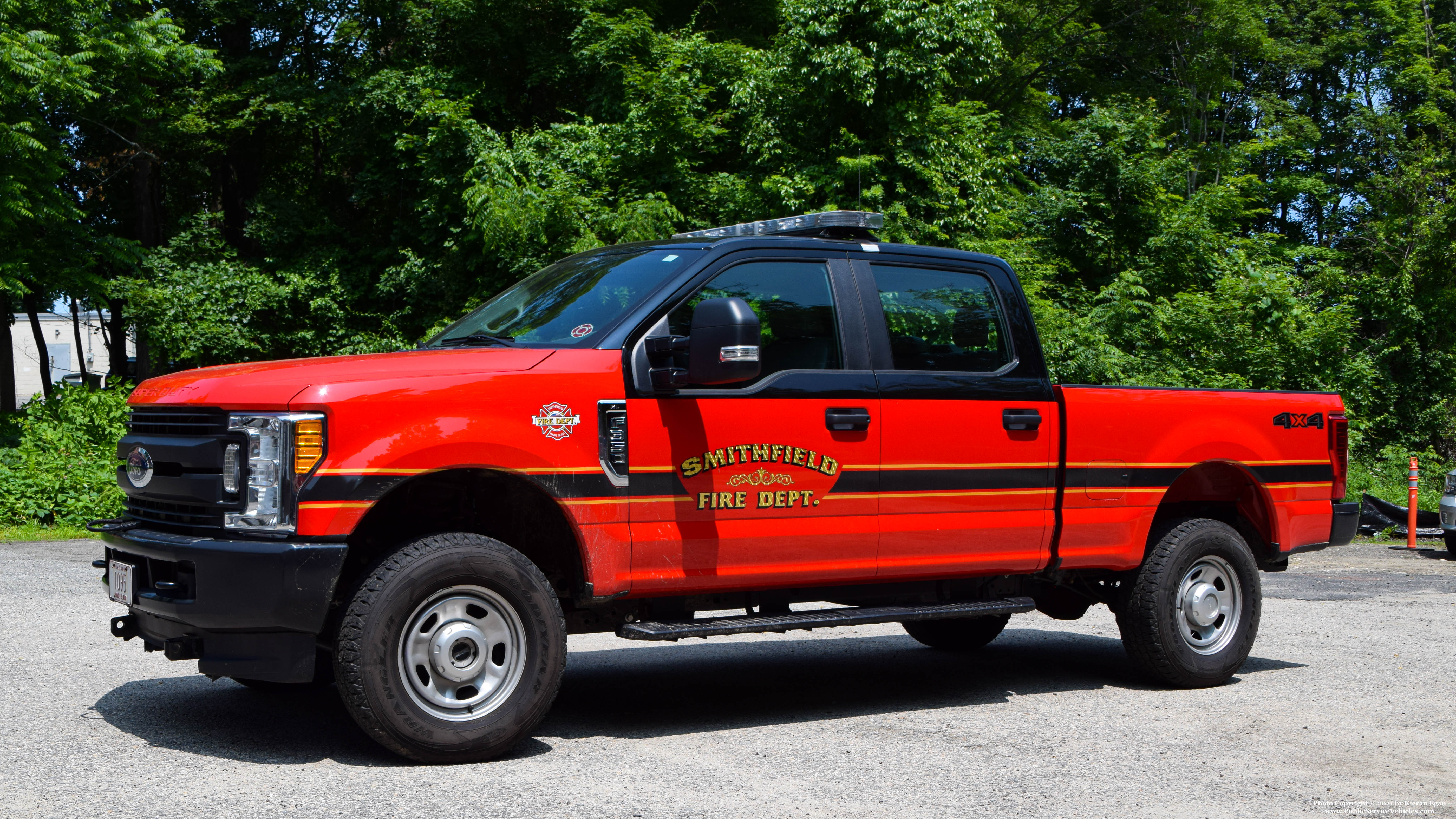 A photo  of Smithfield Fire
            Maintenance 1, a 2017 Ford F-350 XL Crew Cab             taken by Kieran Egan