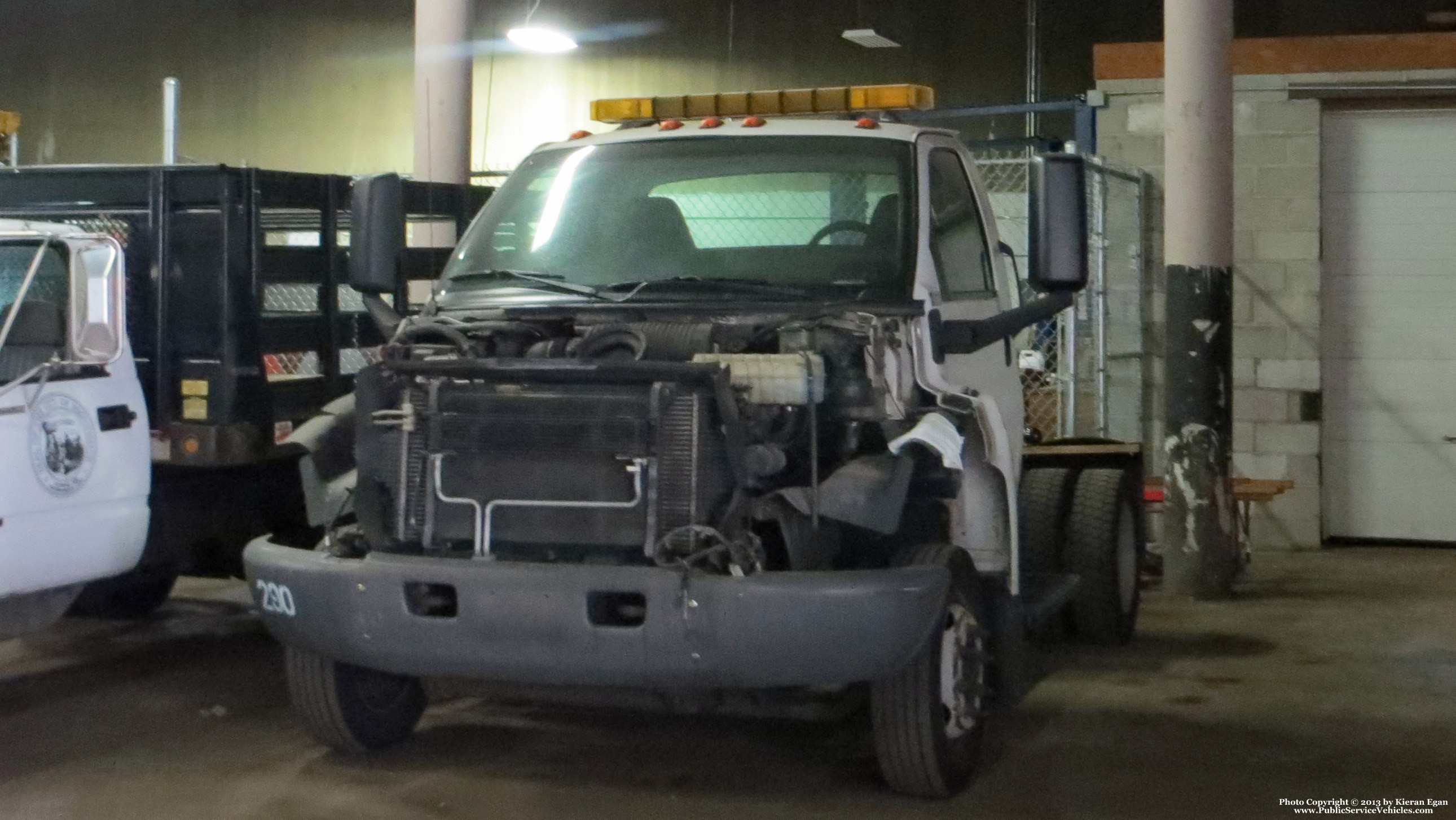 A photo  of Providence Sewer Division
            Truck 290, a 2003-2009 GMC C4500             taken by Kieran Egan