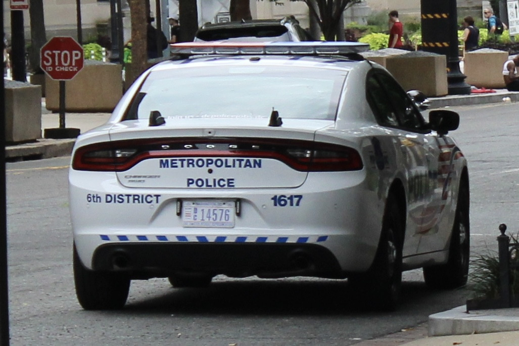 A photo  of Metropolitan Police Department of the District of Columbia
            Cruiser 1617, a 2021 Dodge Charger             taken by @riemergencyvehicles