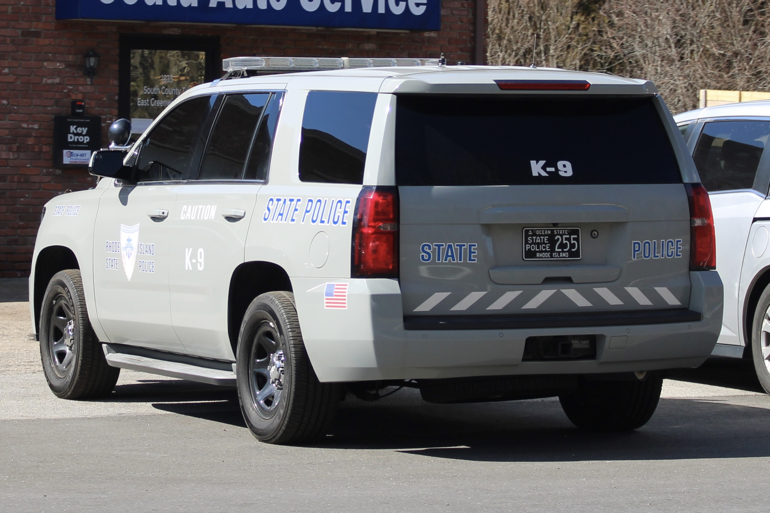 A photo  of Rhode Island State Police
            Cruiser 255, a 2015 Chevrolet Tahoe             taken by @riemergencyvehicles