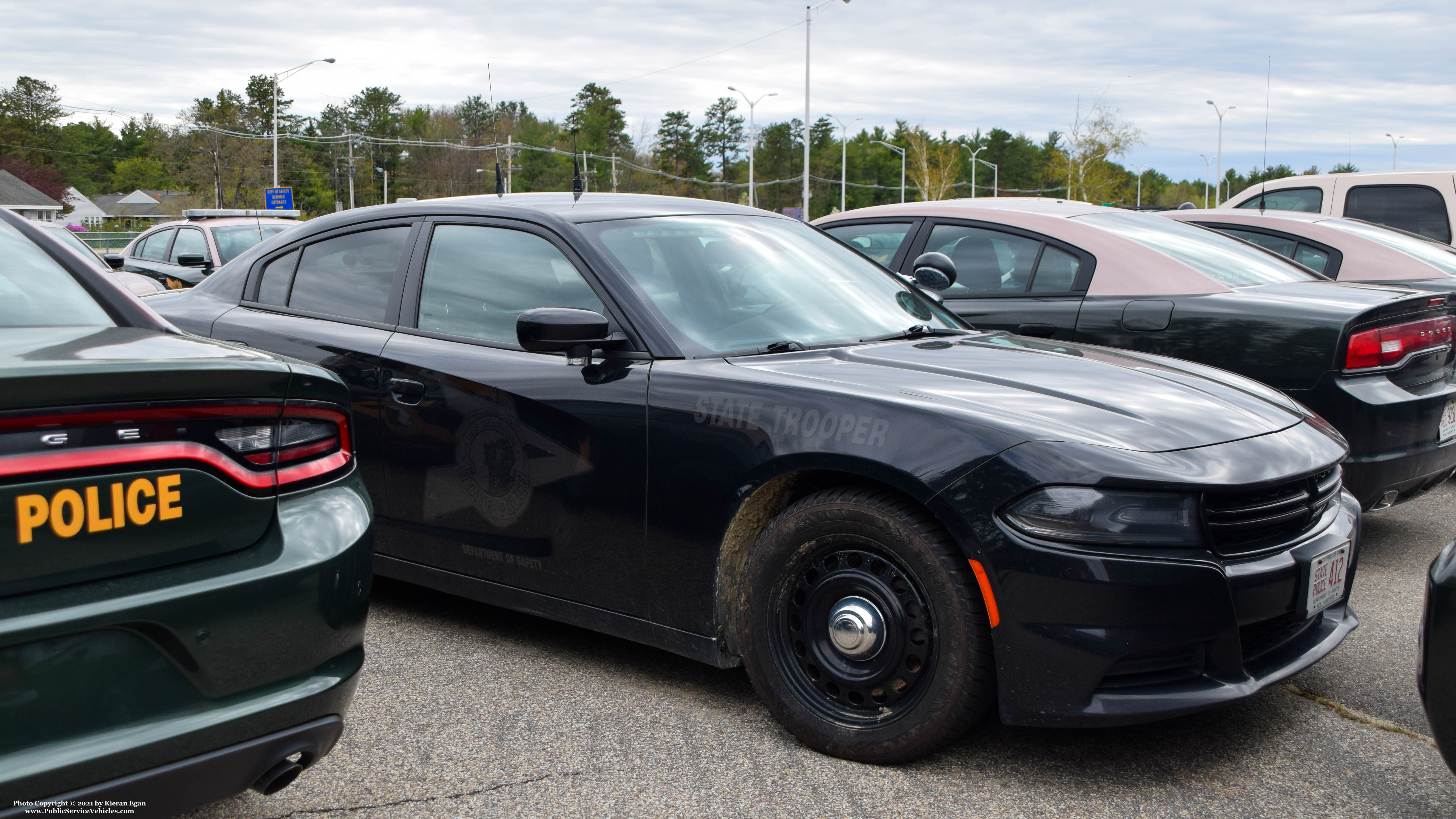 A photo  of New Hampshire State Police
            Cruiser 412, a 2015-2019 Dodge Charger             taken by Kieran Egan
