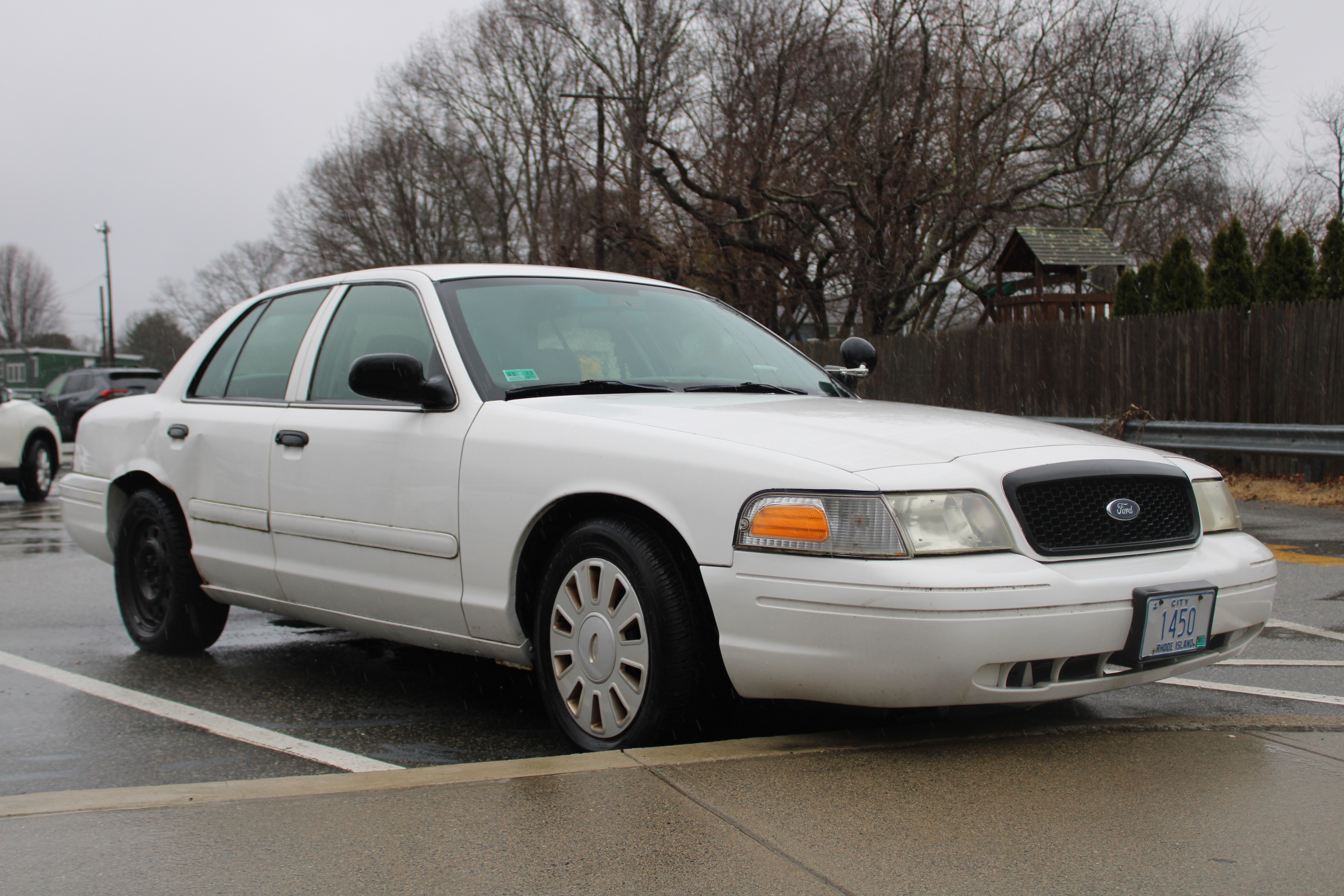 A photo  of Warwick Public Works
            Car 1450, a 2006-2008 Ford Crown Victoria Police Interceptor             taken by @riemergencyvehicles