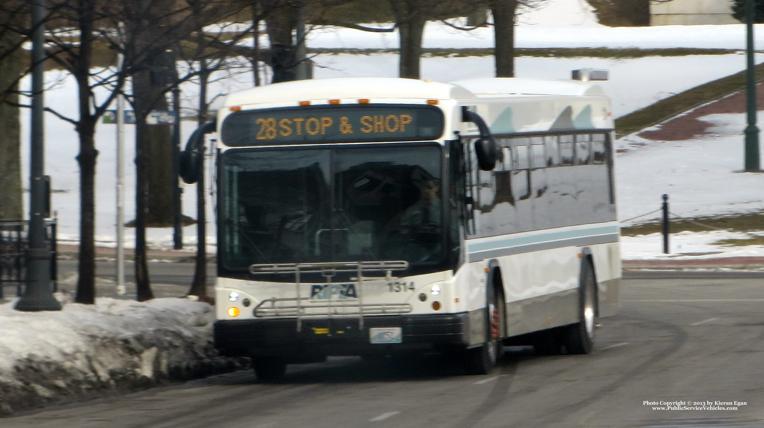A photo  of Rhode Island Public Transit Authority
            Bus 1314, a 2013 Gillig BRT             taken by Kieran Egan