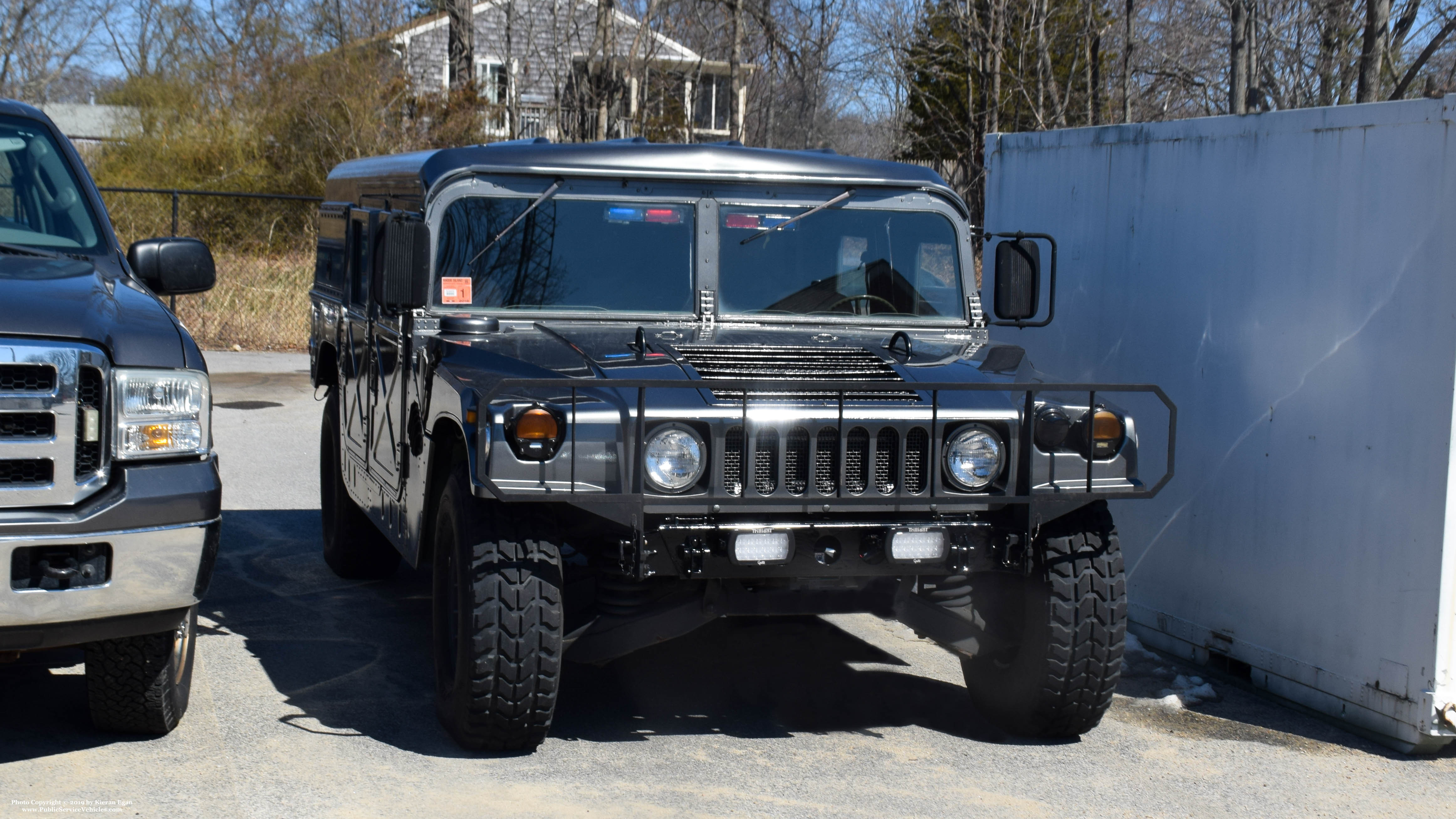 A photo  of Coventry Police
            Unit 4077, a 1993 AM General Humvee             taken by Kieran Egan