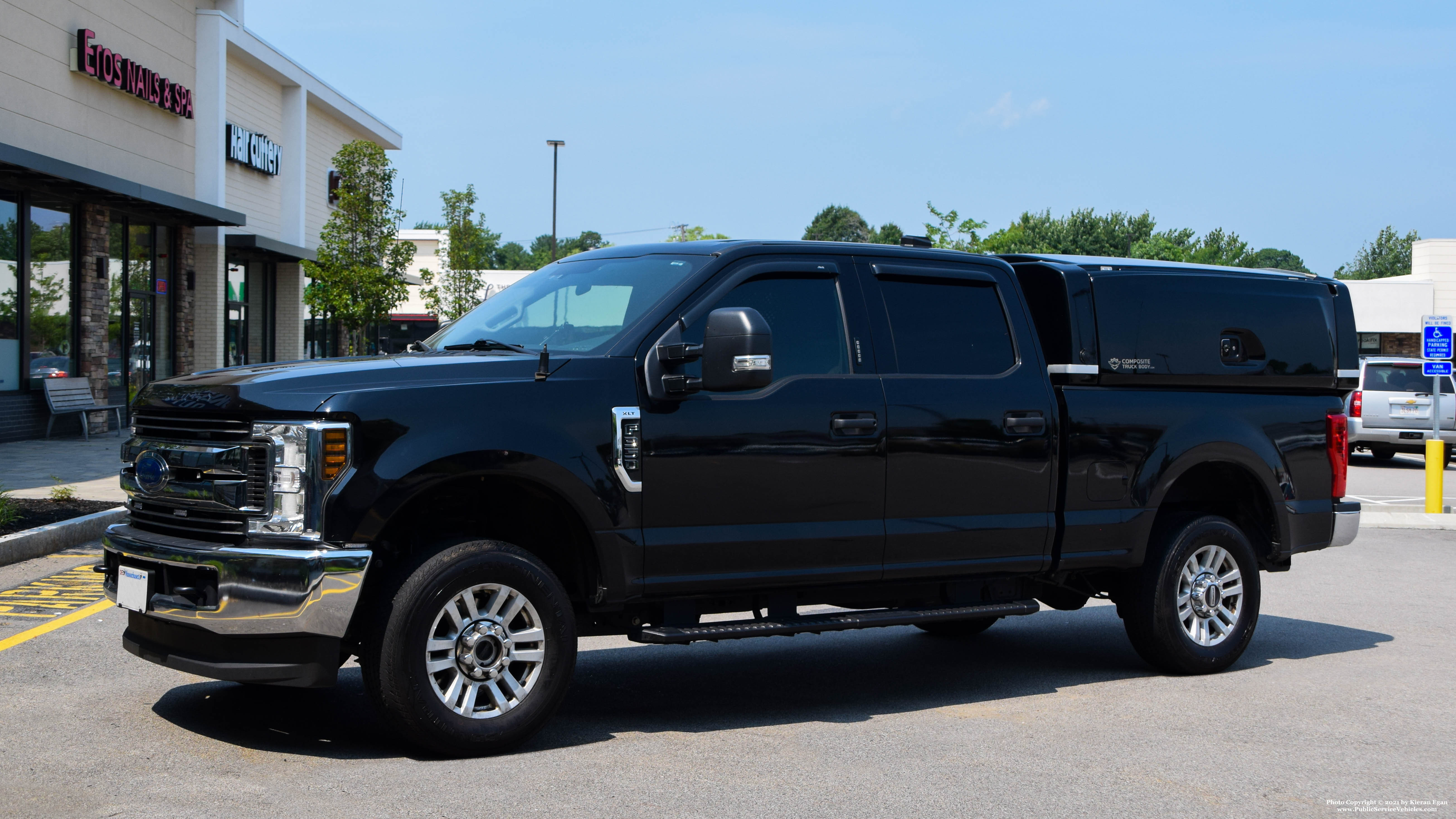 A photo  of Massachusetts State Police
            Cruiser 2593, a 2017 Ford F-350 XLT Crew Cab             taken by Kieran Egan