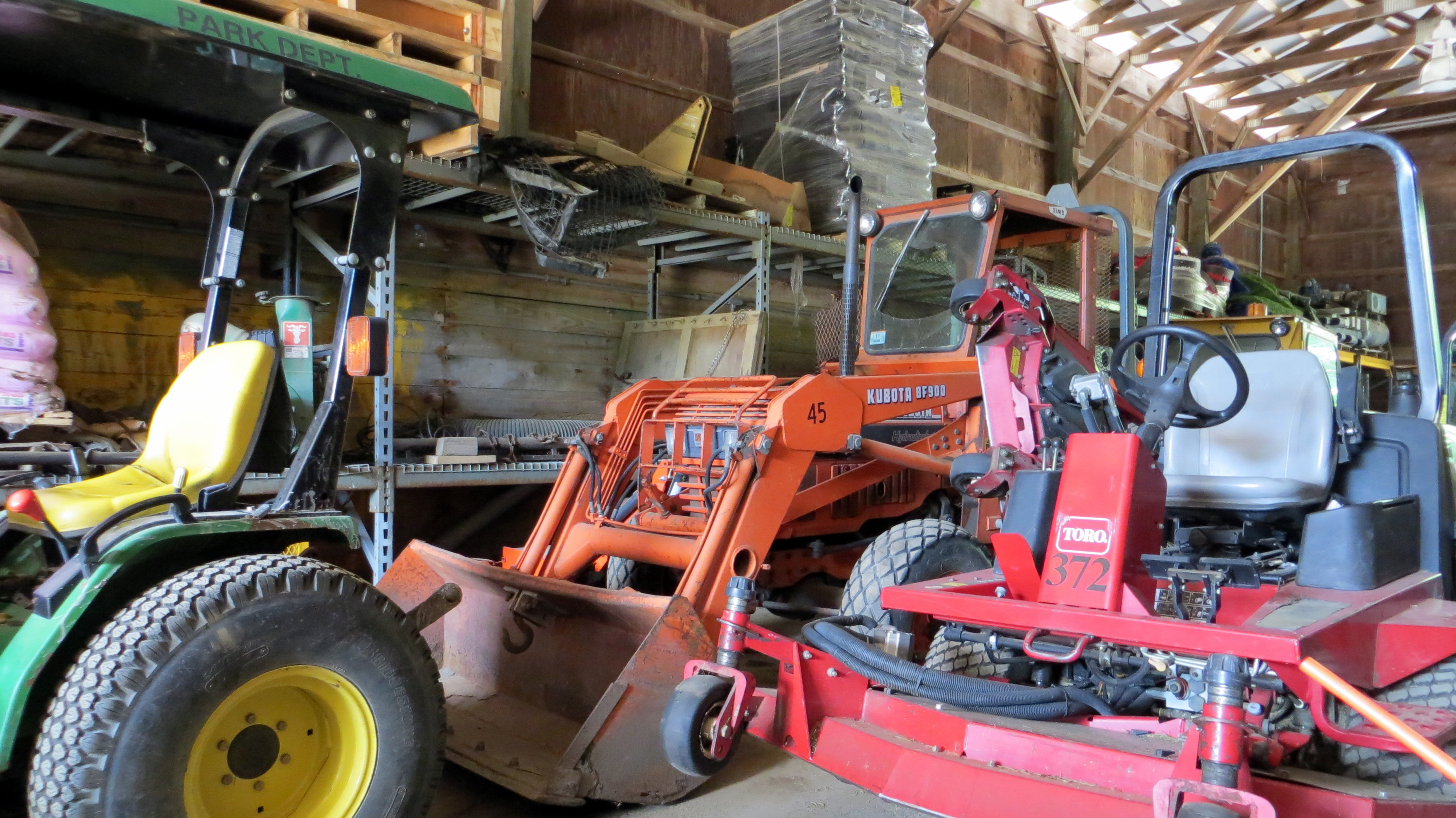 A photo  of Walpole Parks Department
            Tractor 345, a 1987 Kubota BF900             taken by Kieran Egan