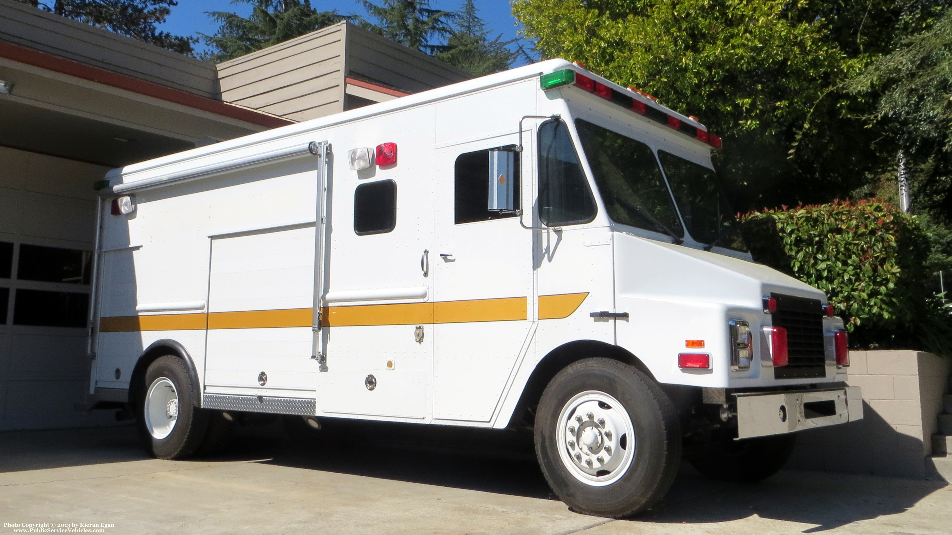 A photo  of Scotts Valley Fire
            Breathing Support 2565, a 1991 Grumman Olson             taken by Kieran Egan